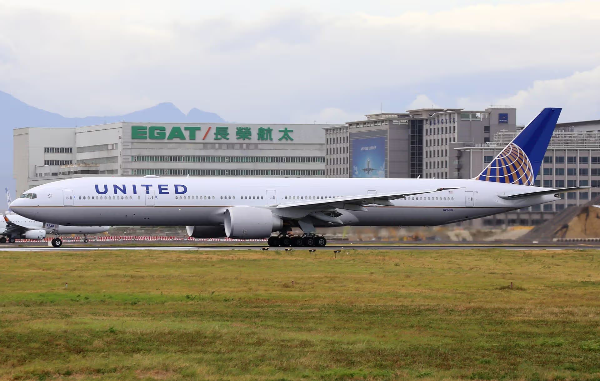 N2138U — Aircraft