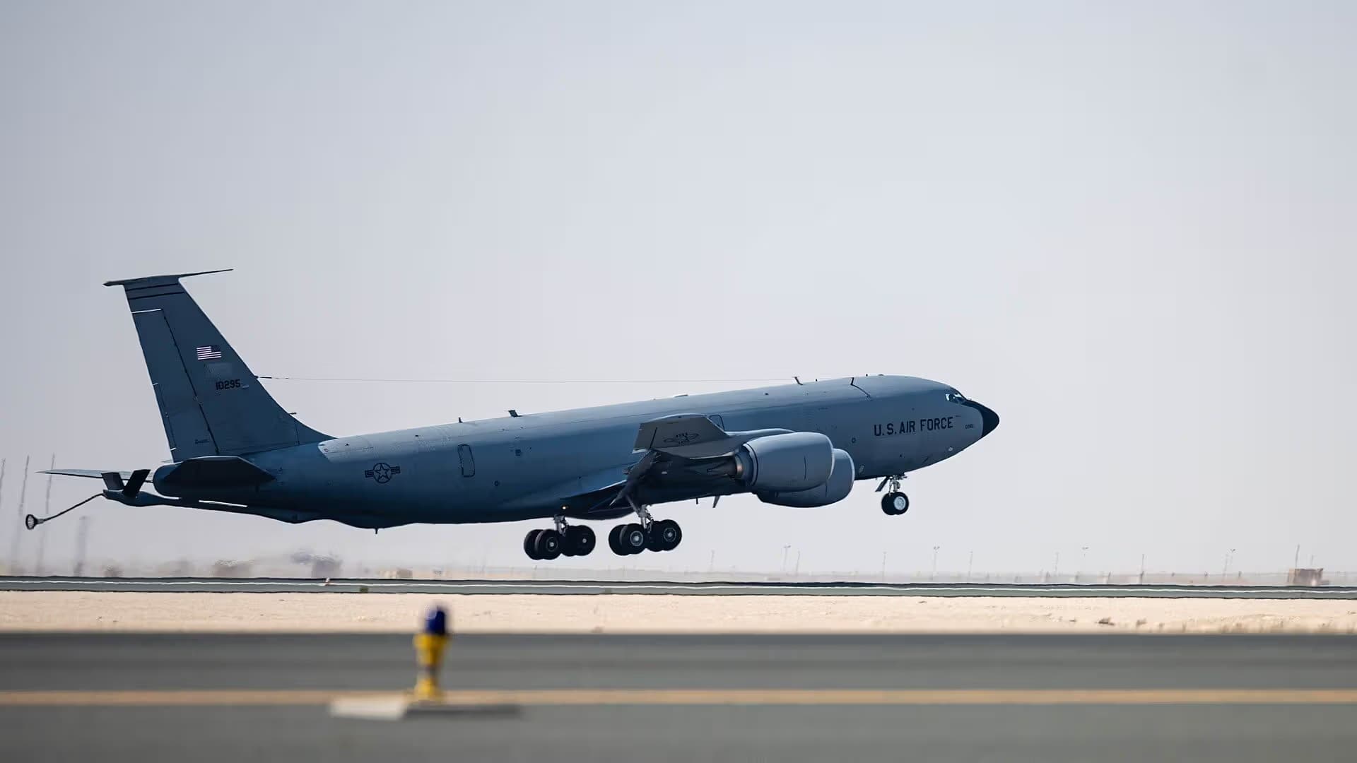 Unidentified — Boeing