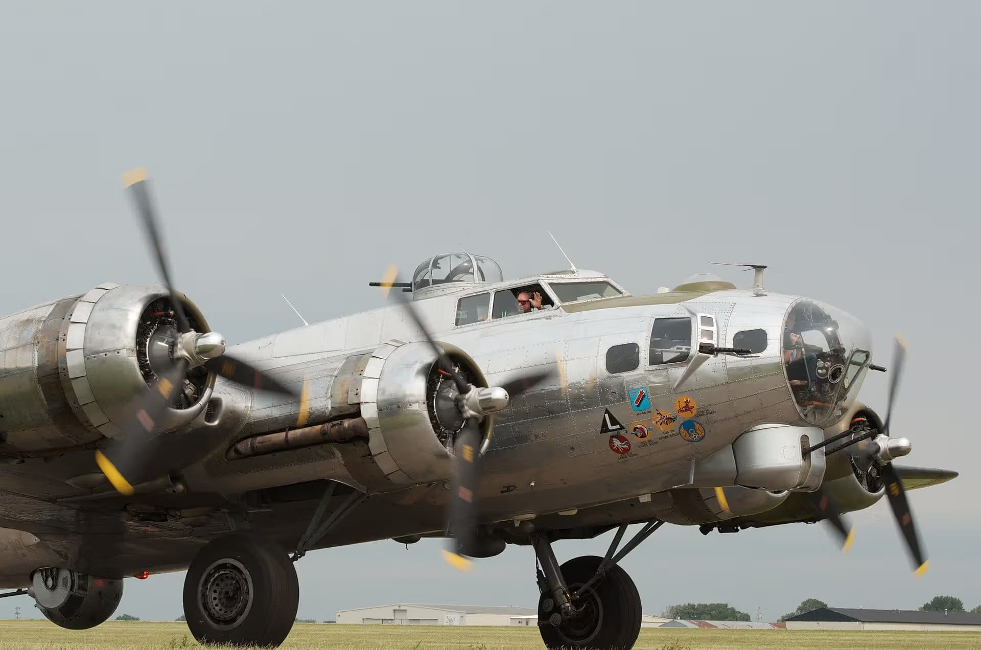 Unidentified — Aircraft
