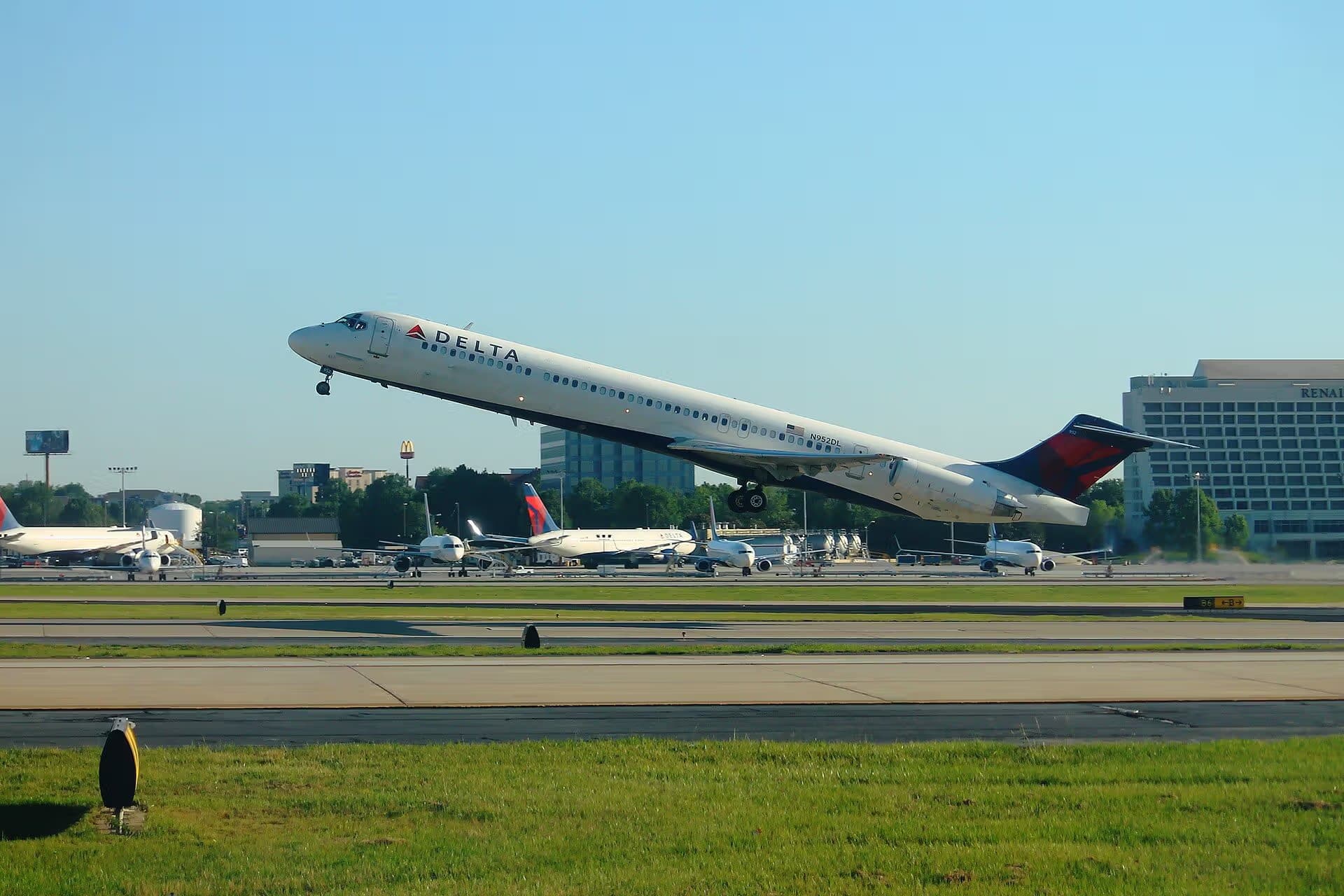 N952DL — Aircraft