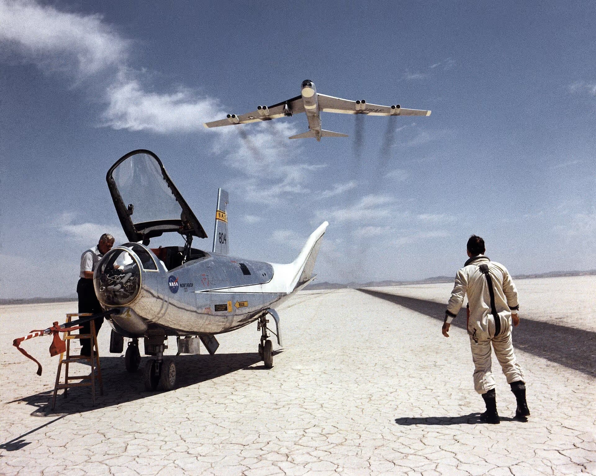 Unidentified — Aircraft