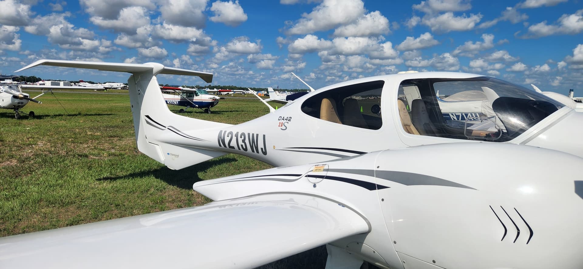 N213WJ — Diamond DA 42 at Lakeland Linder Intl