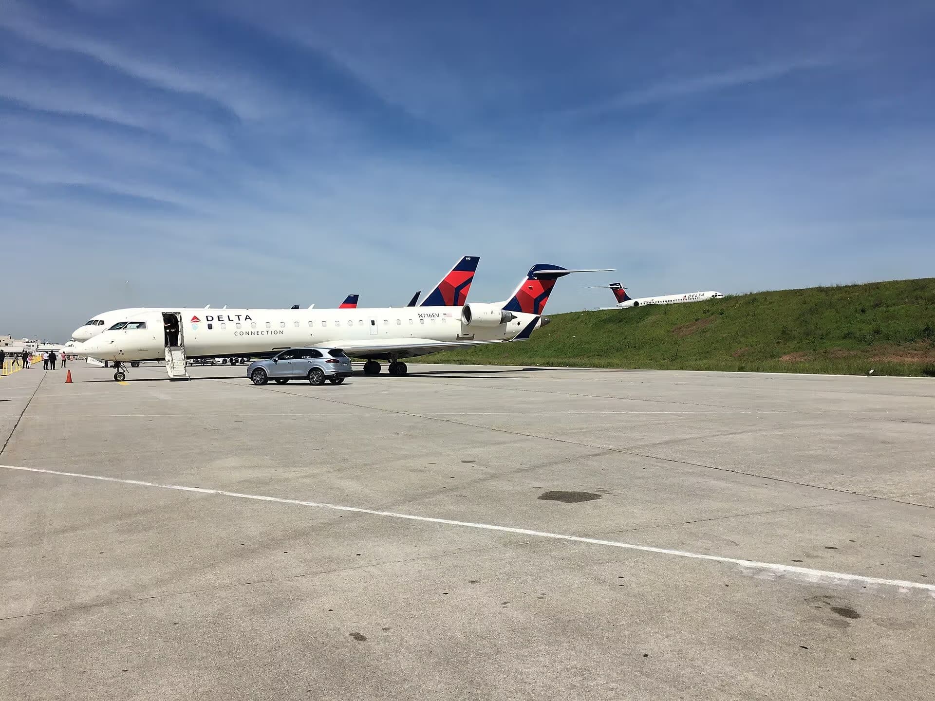 N716EV — Aircraft