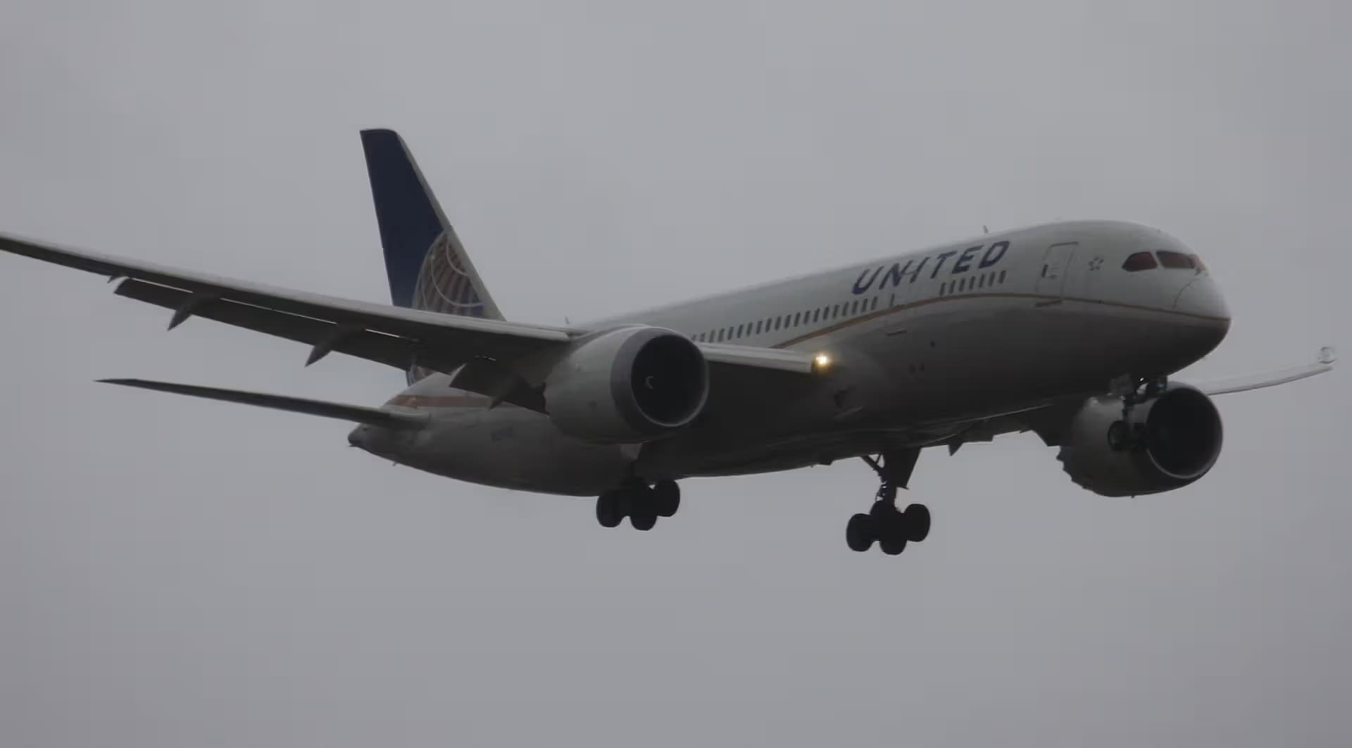 N27903 — Boeing