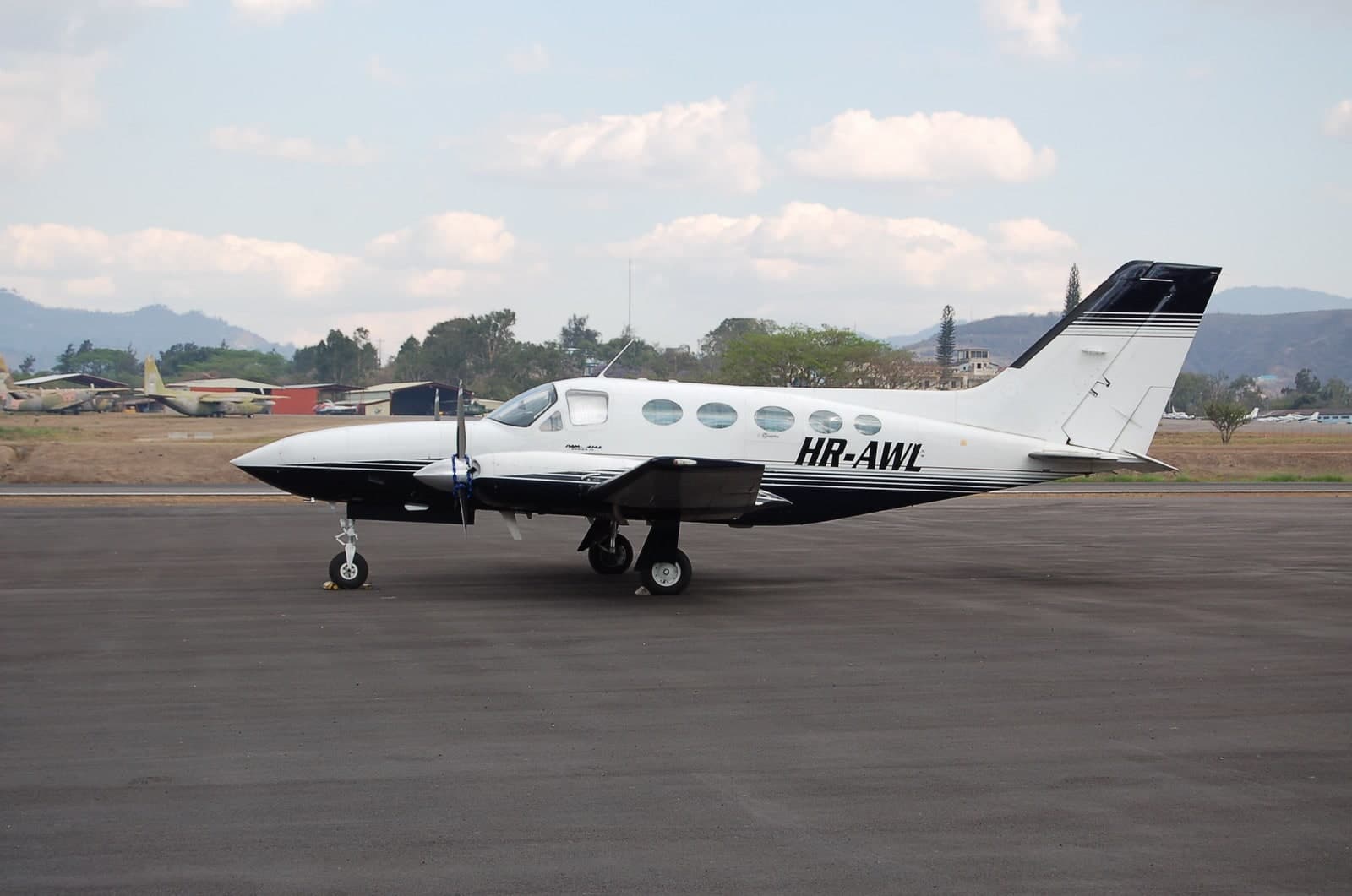HR-AWL — Cessna