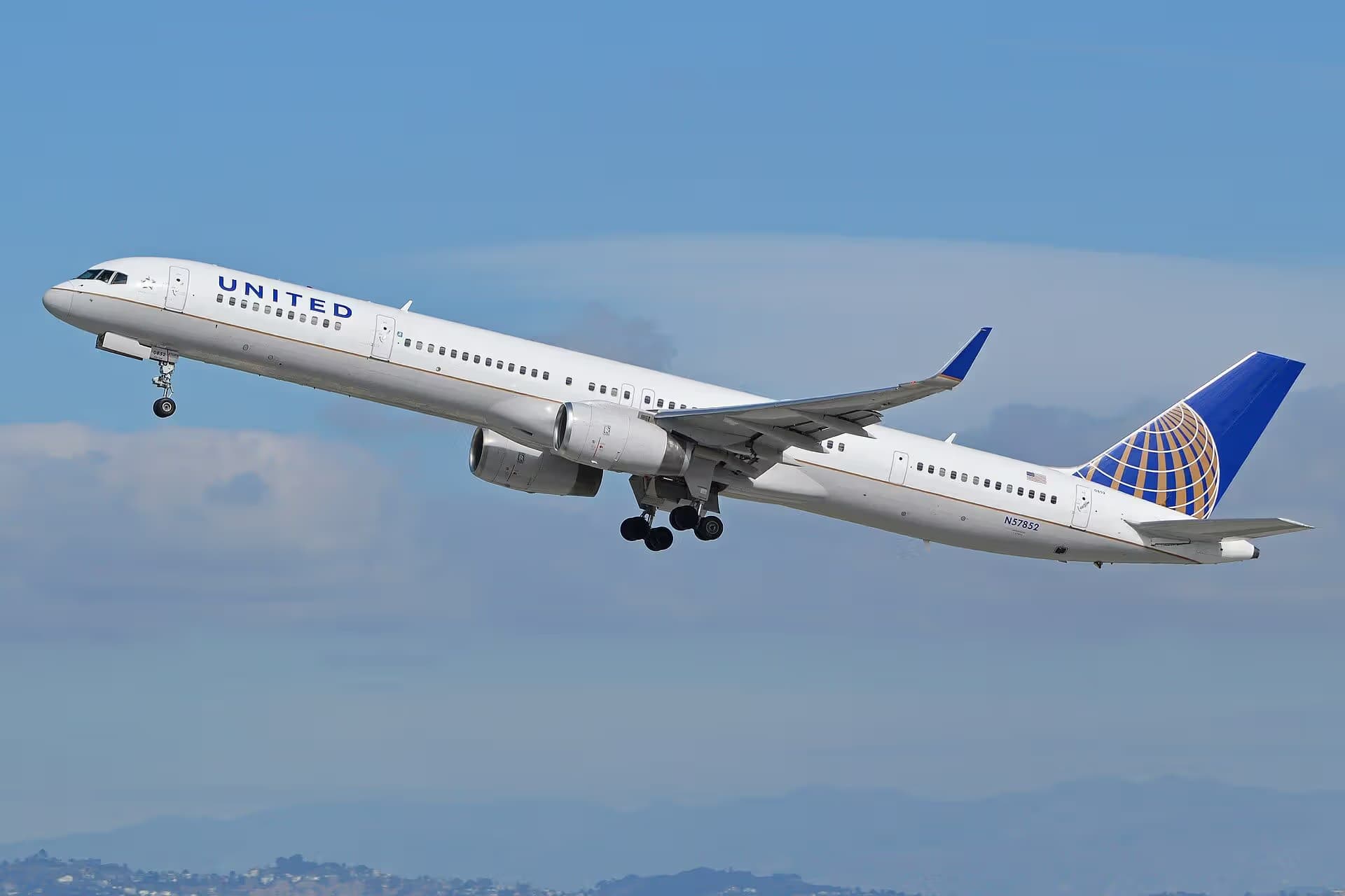 N57852 — Boeing