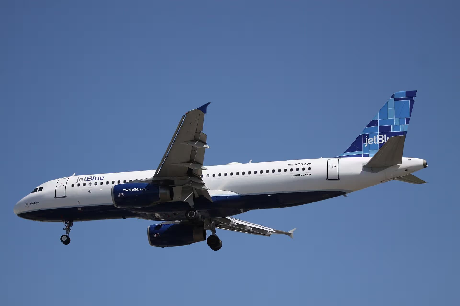 N768JB — Airbus