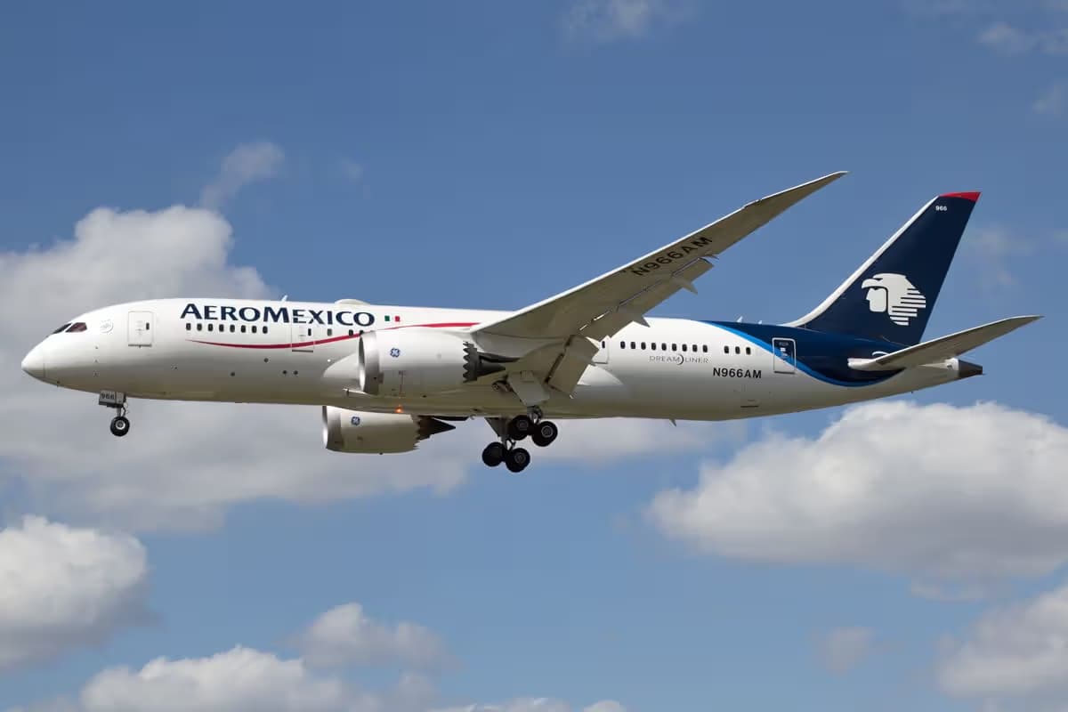 N966AM — Boeing