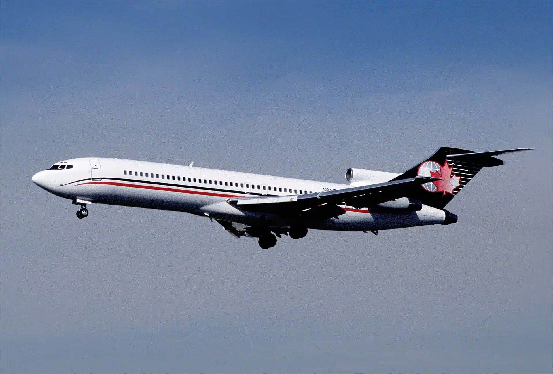 N104HR — Boeing