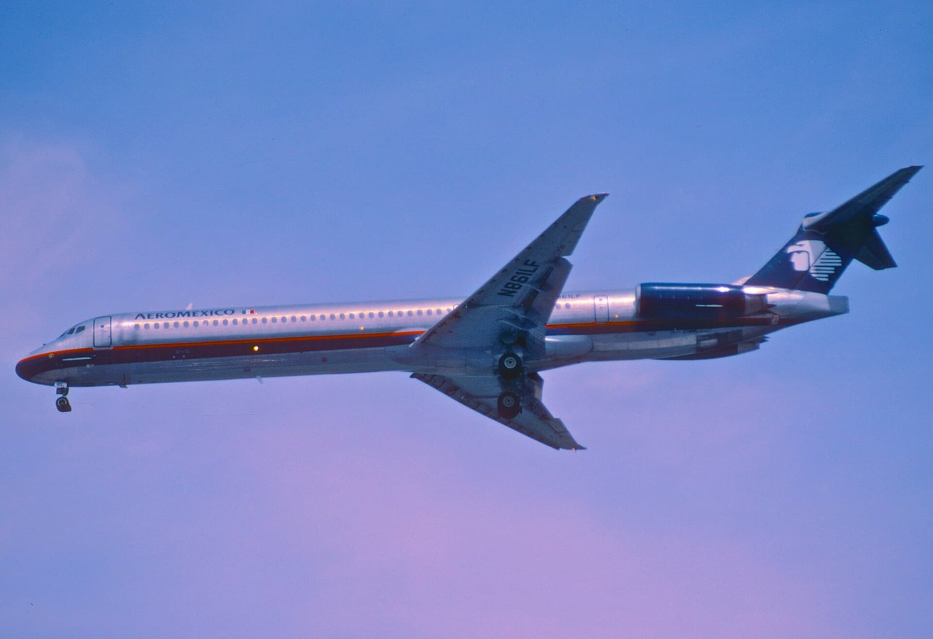 N861LF — Douglas