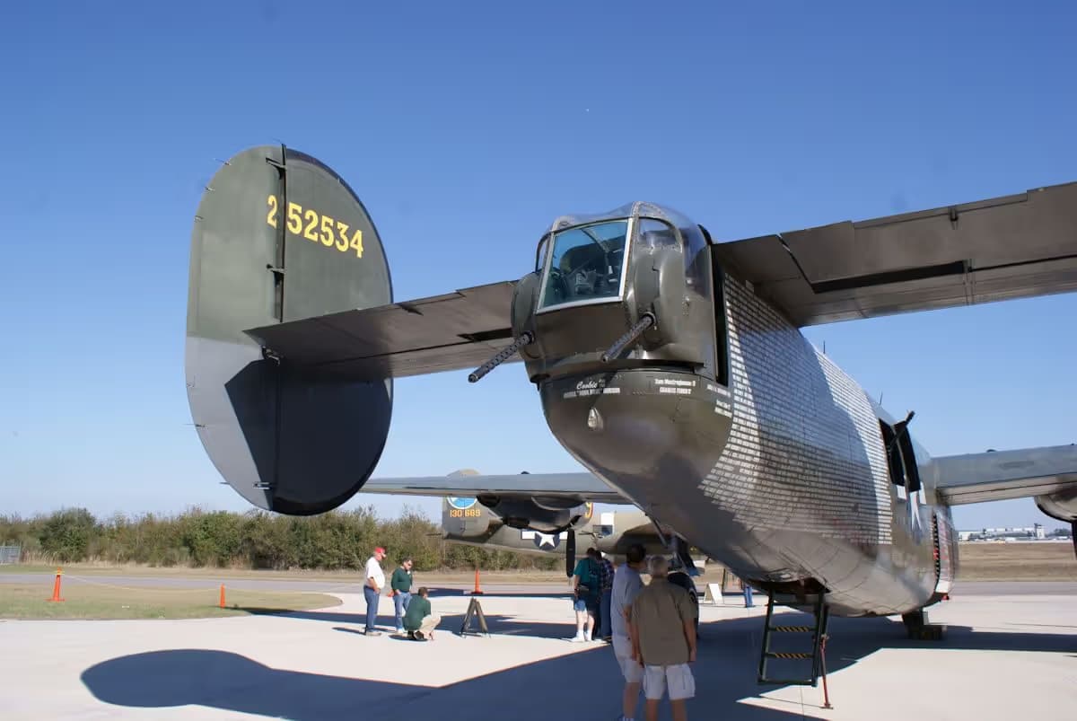 Unidentified — Warbird