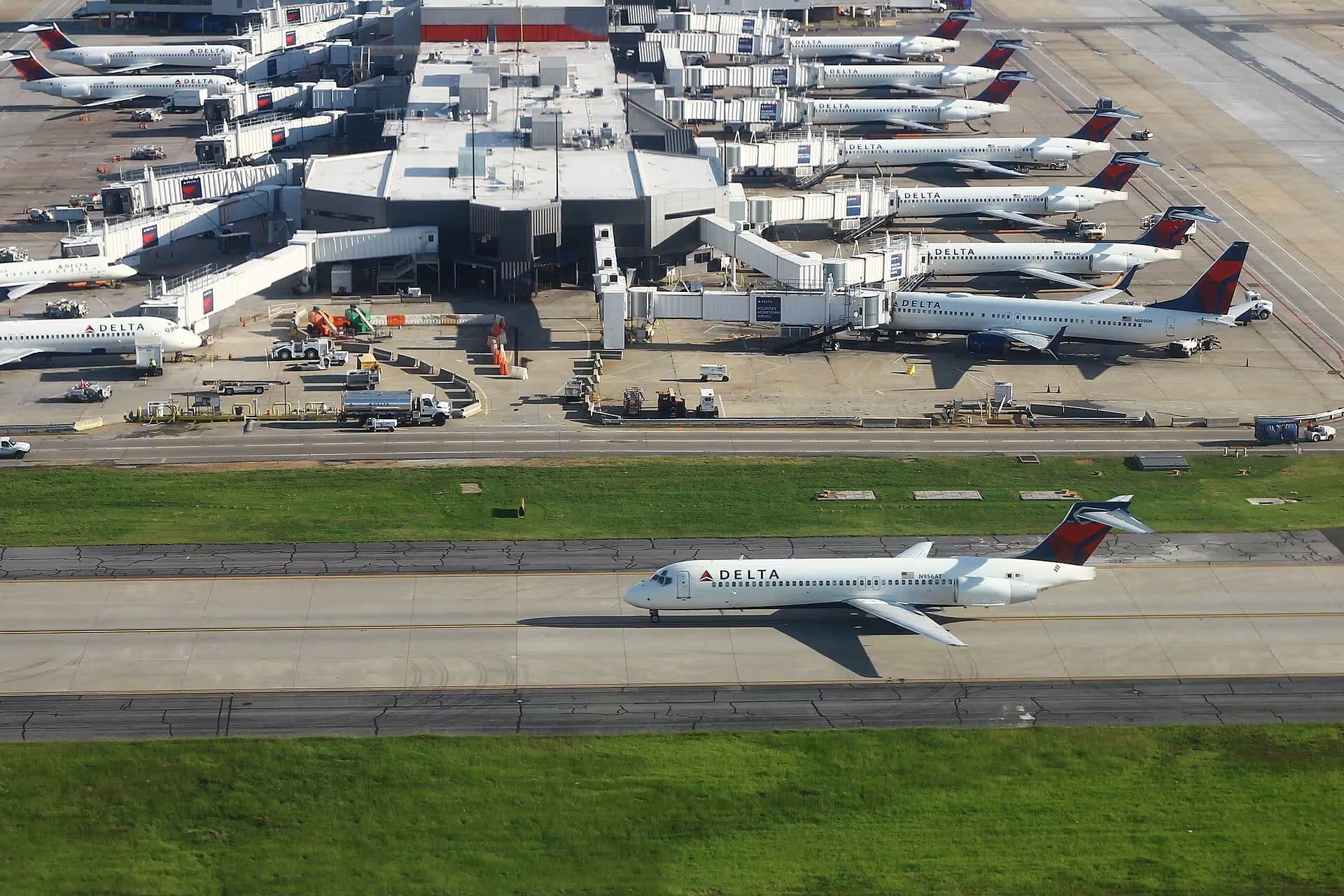 N956AT — Aircraft