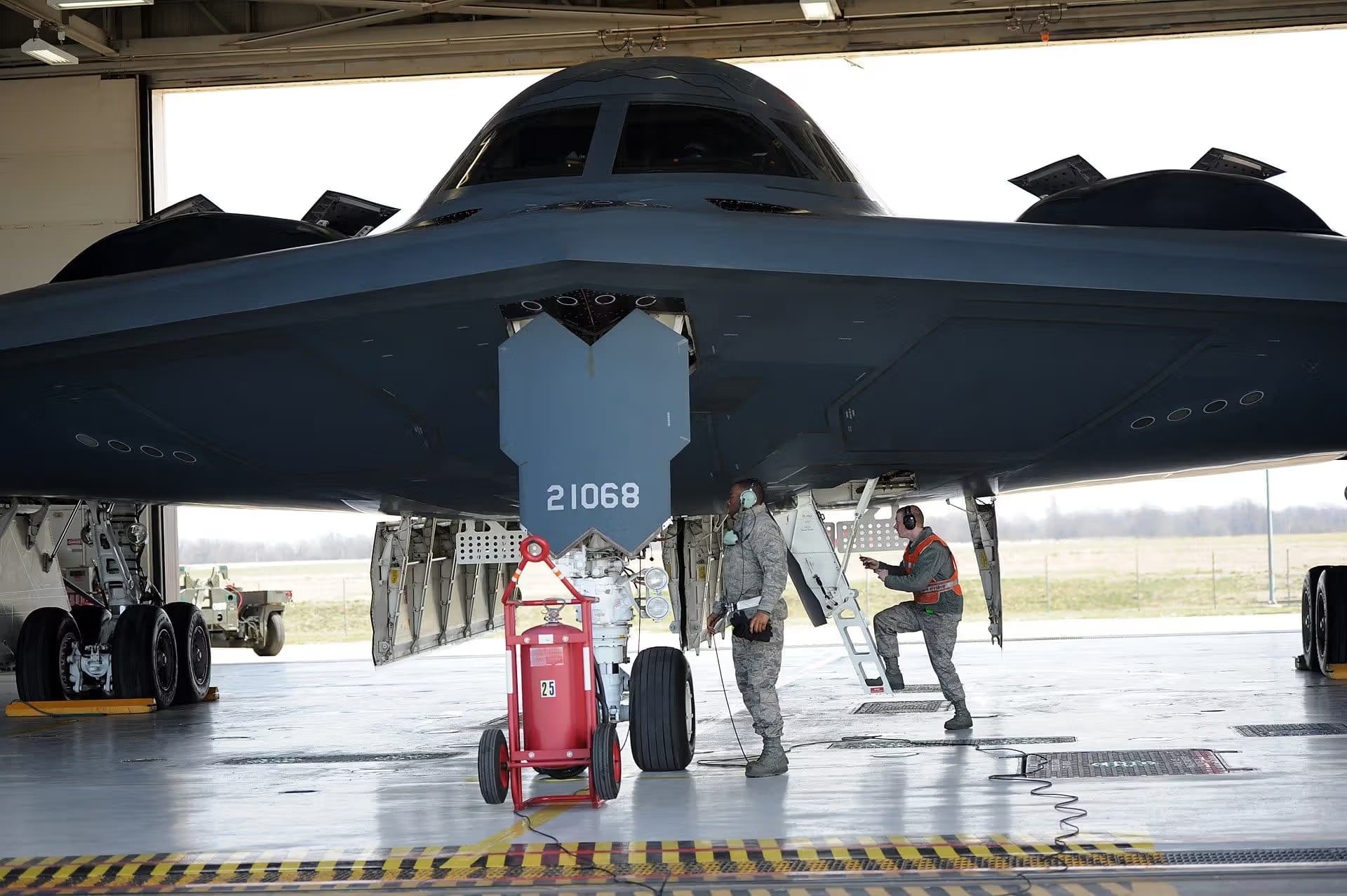 Unidentified — Aircraft at Whiteman Air Force Base
