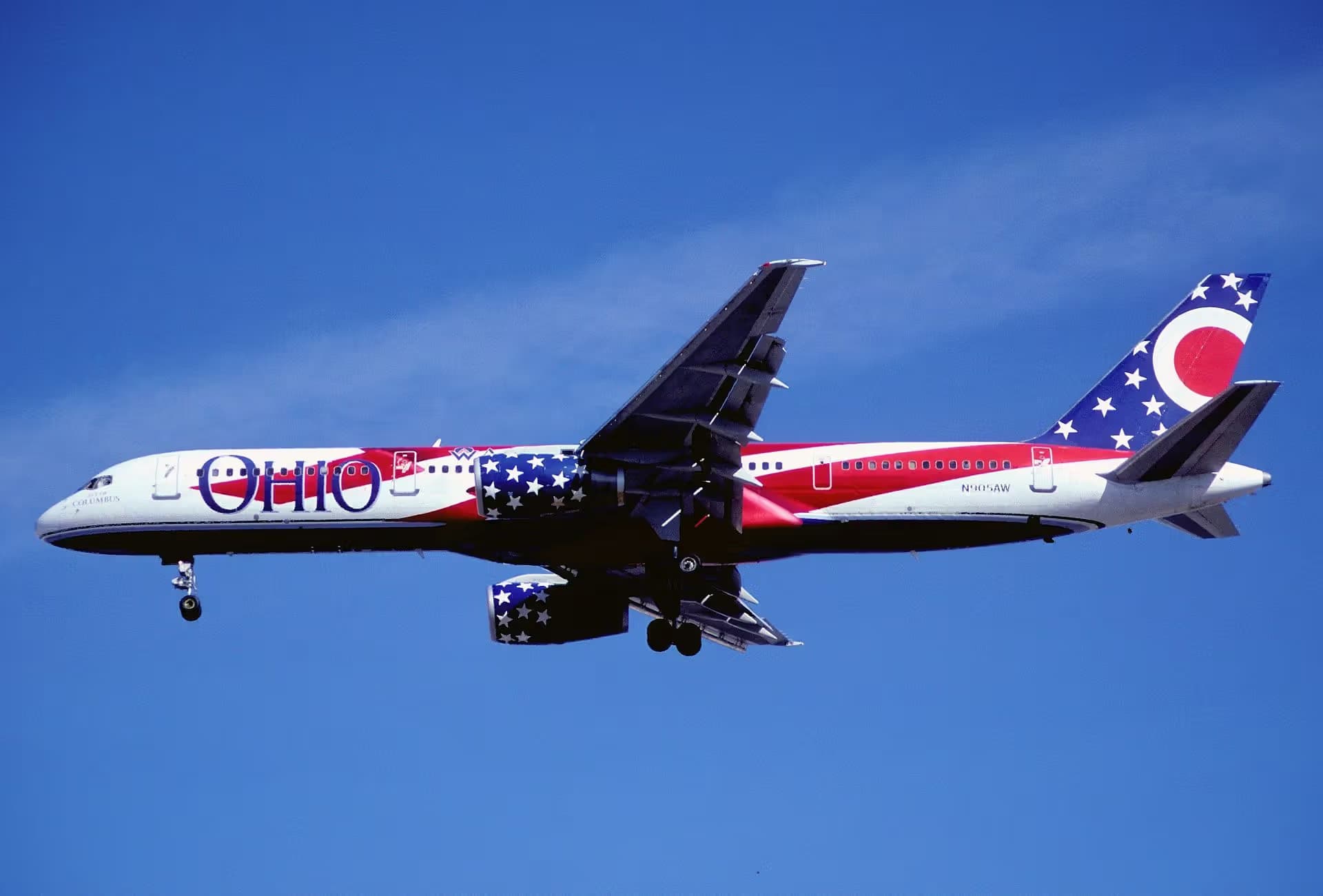 N905AW — Twin-engine aircraft