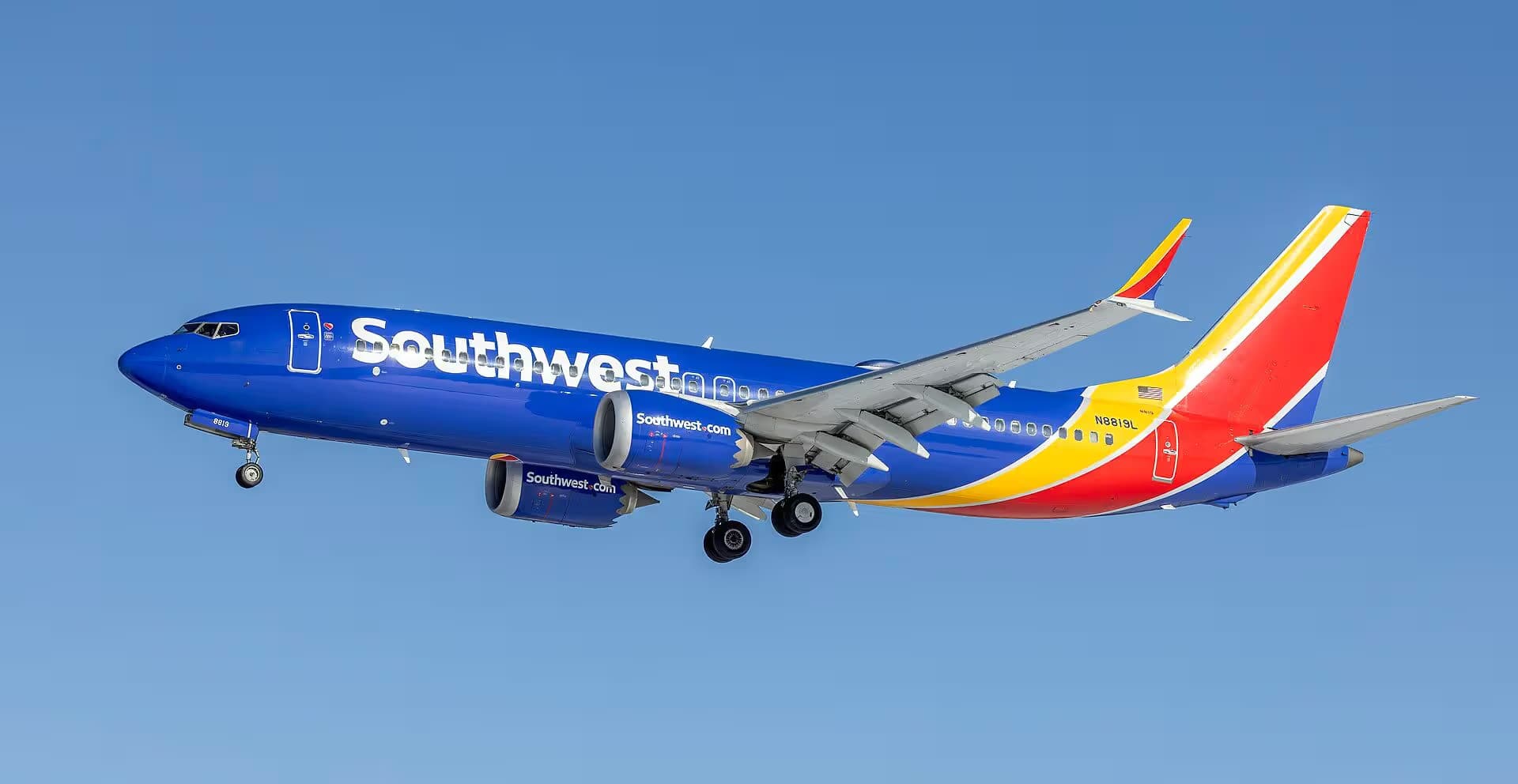 N8819L — Boeing