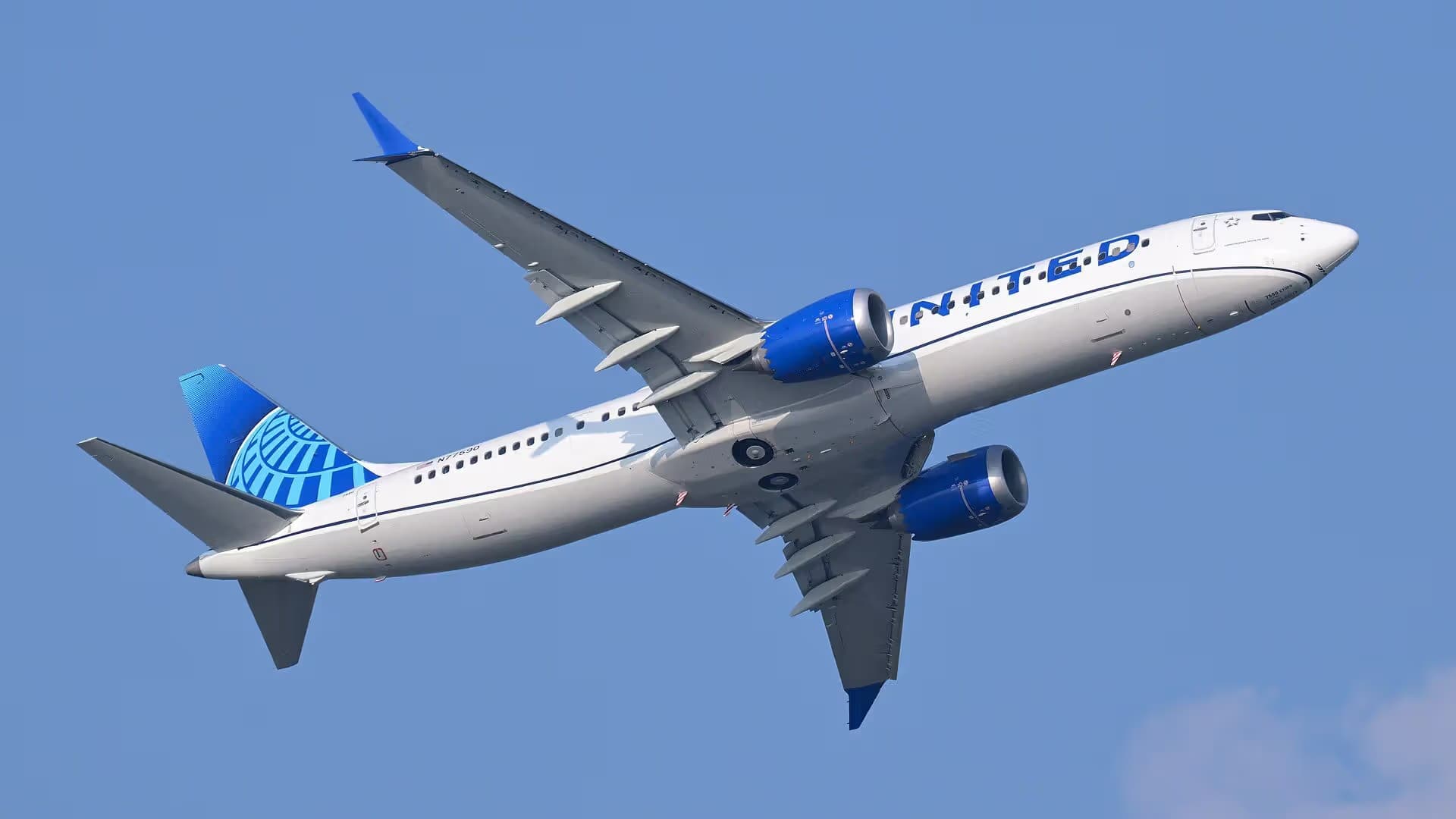 N77590 — Boeing
