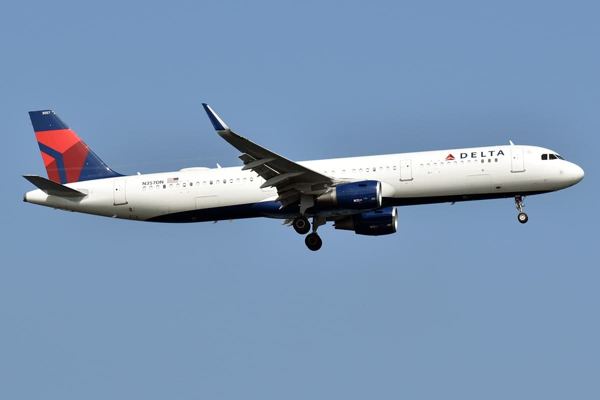 N357DN — Twin-engine aircraft