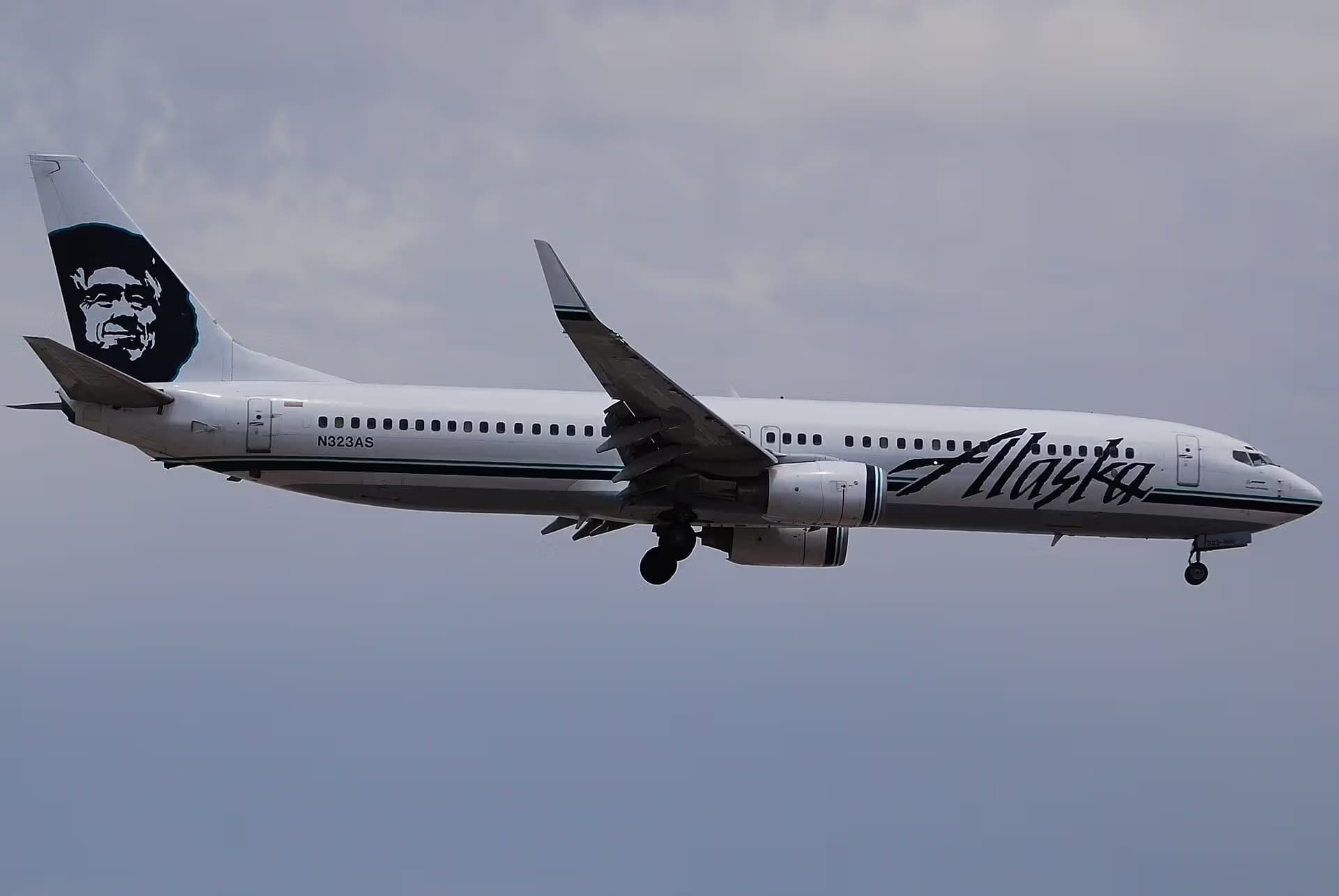 N323AS — Boeing