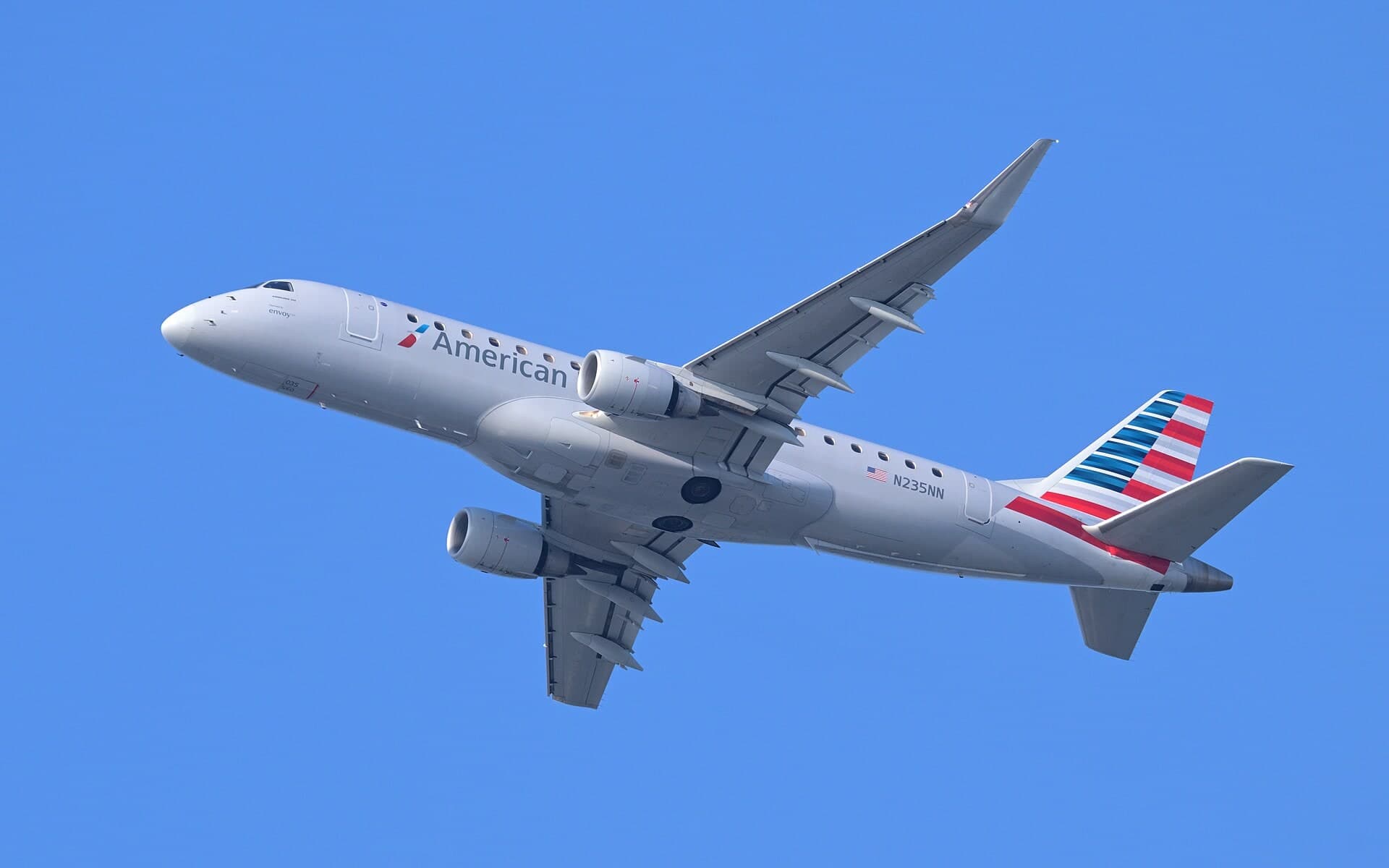 N235NN — Embraer