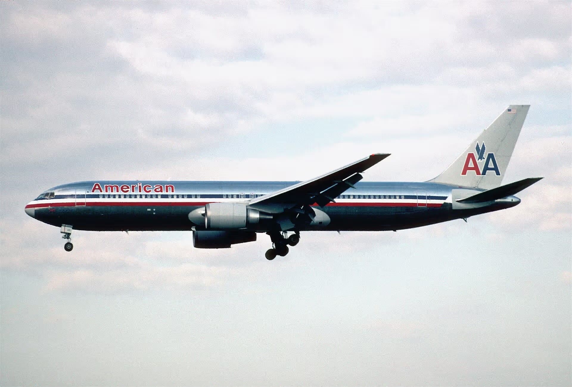 N391AA — Boeing