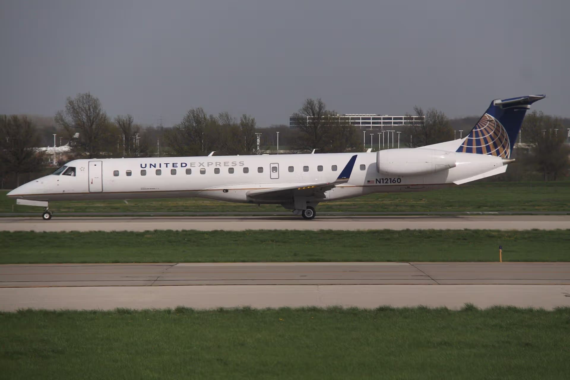 N12160 — Embraer