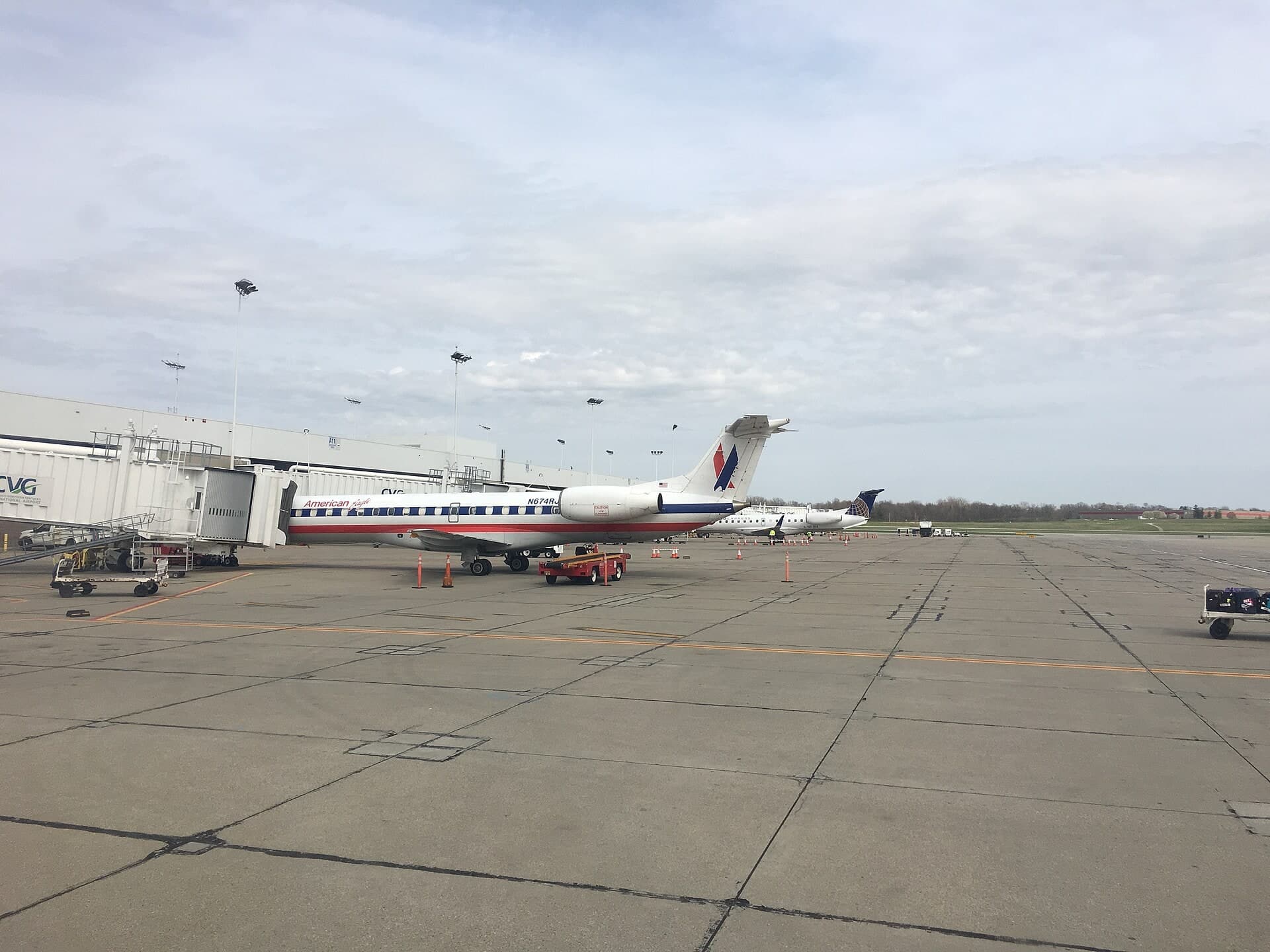 N674RJ — Aircraft