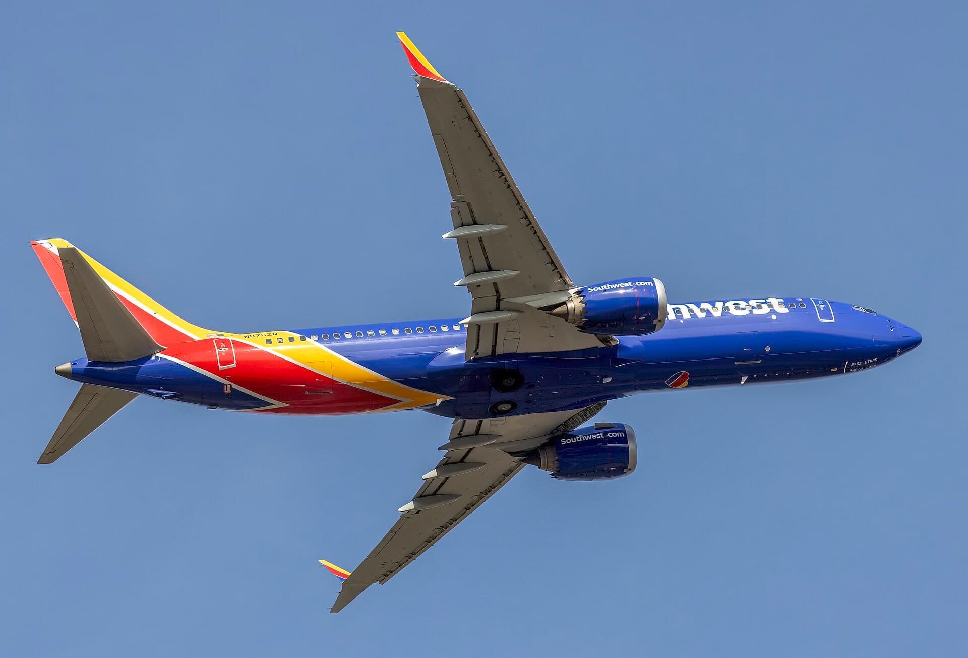 N8762Q — Boeing