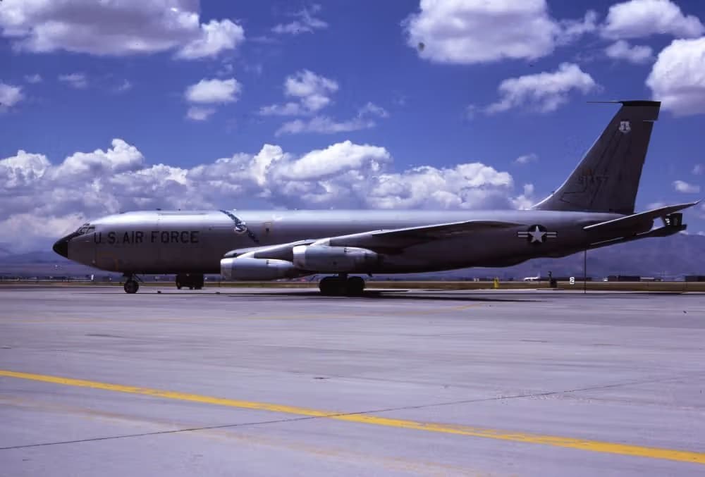 Unidentified — Aircraft