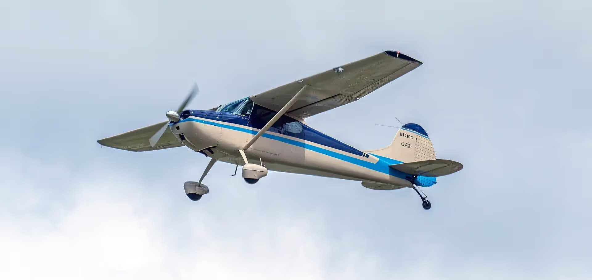 N1910C — Cessna