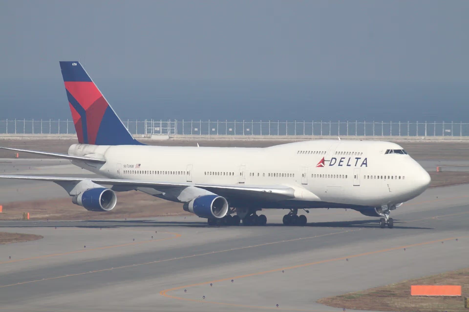N676NW — Boeing