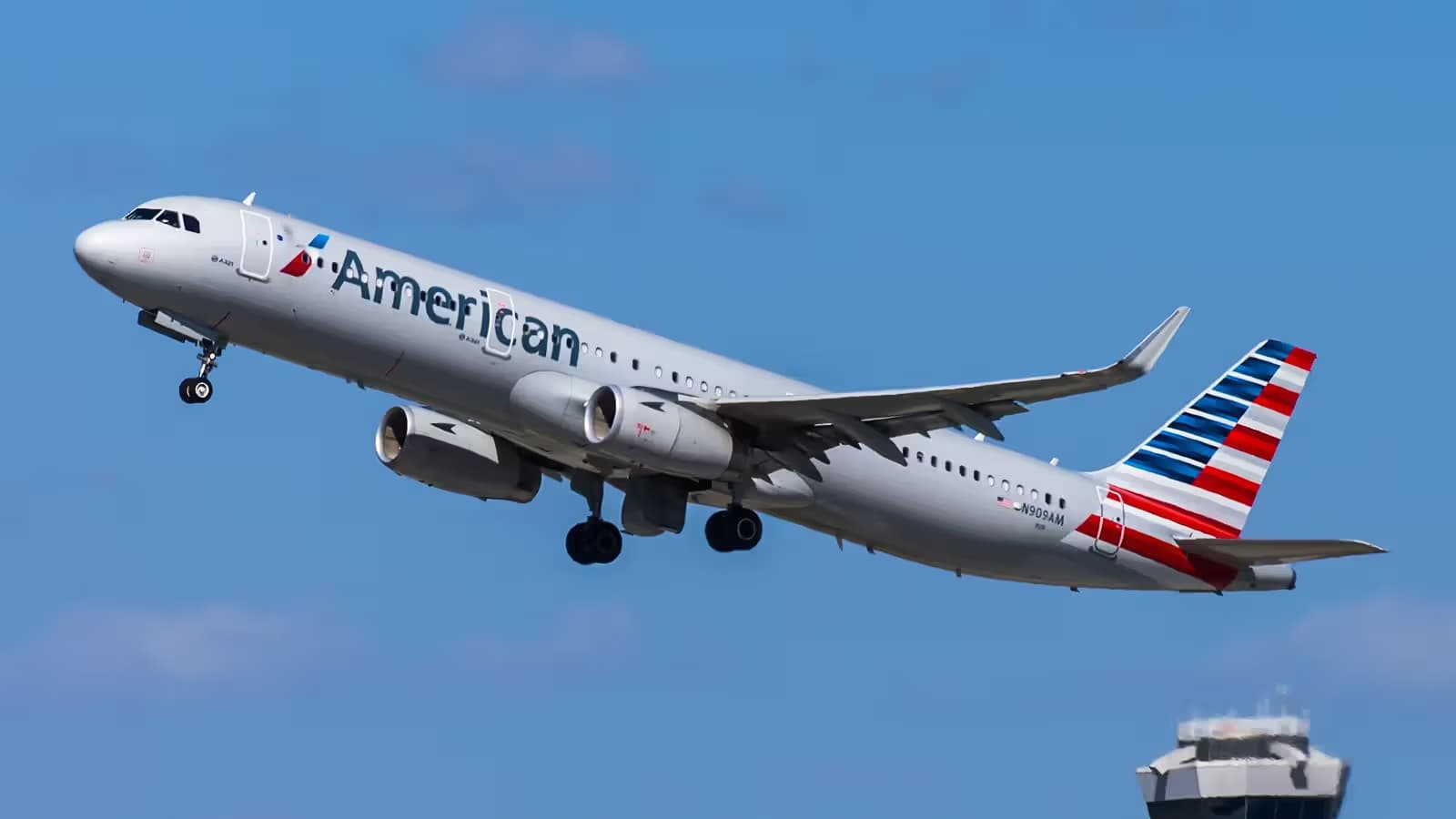N909AM — Airbus