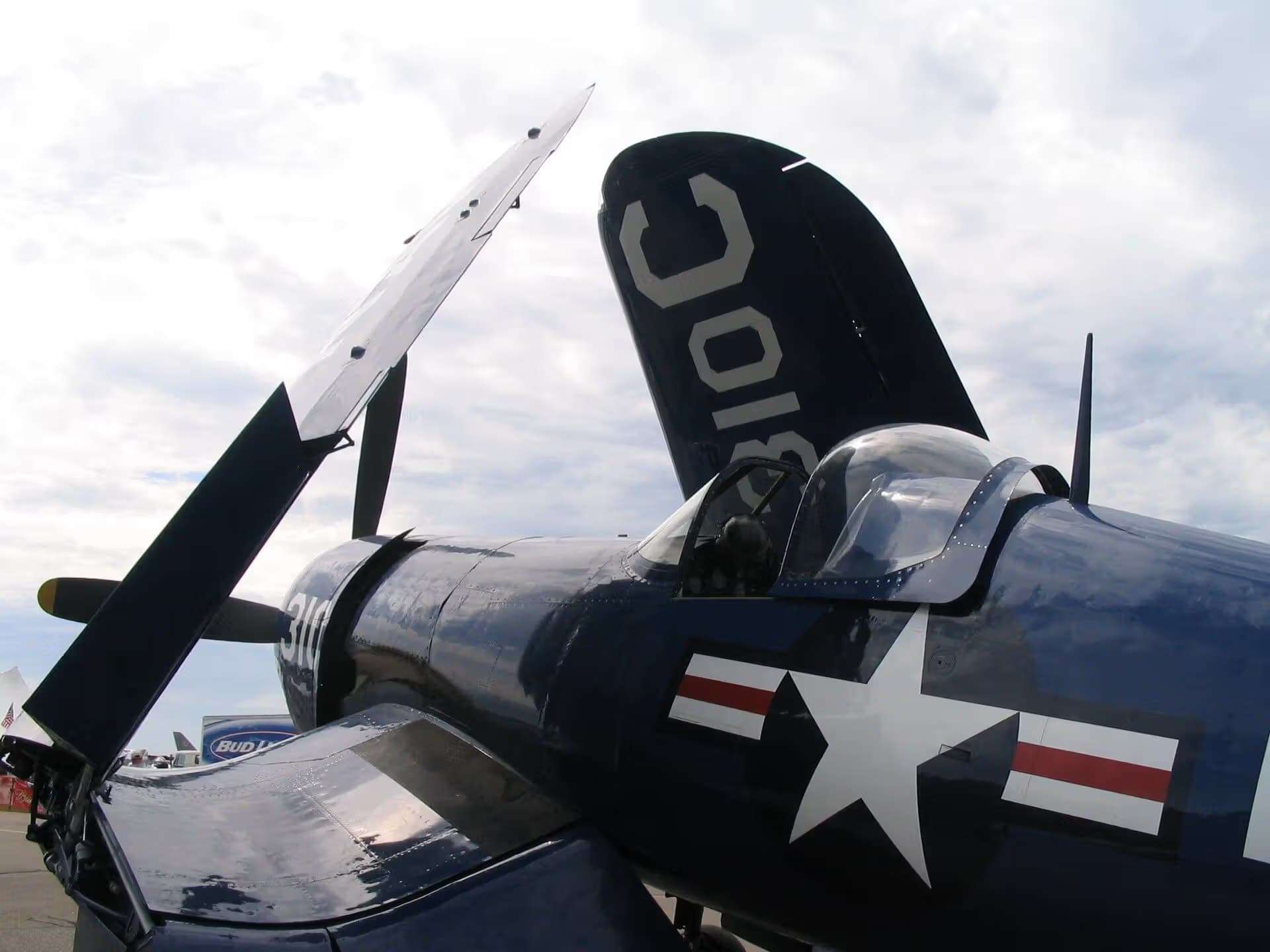 N72378 — Warbird