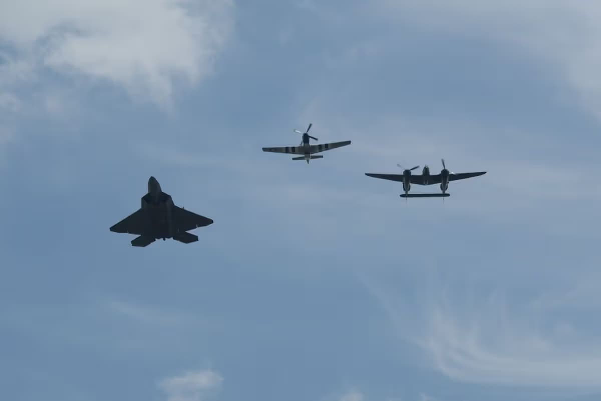 Unidentified — Aircraft