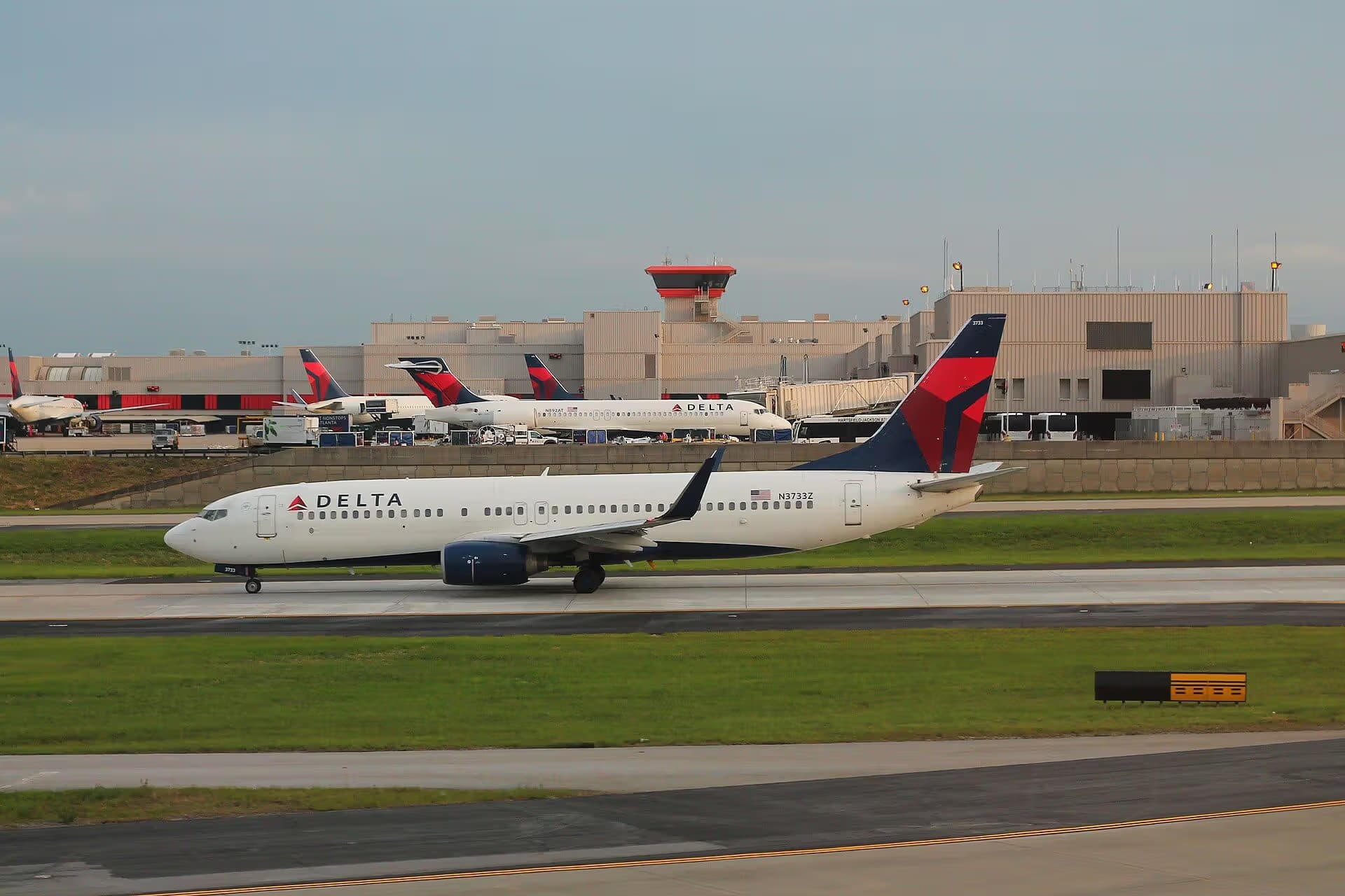 N3733Z — Aircraft