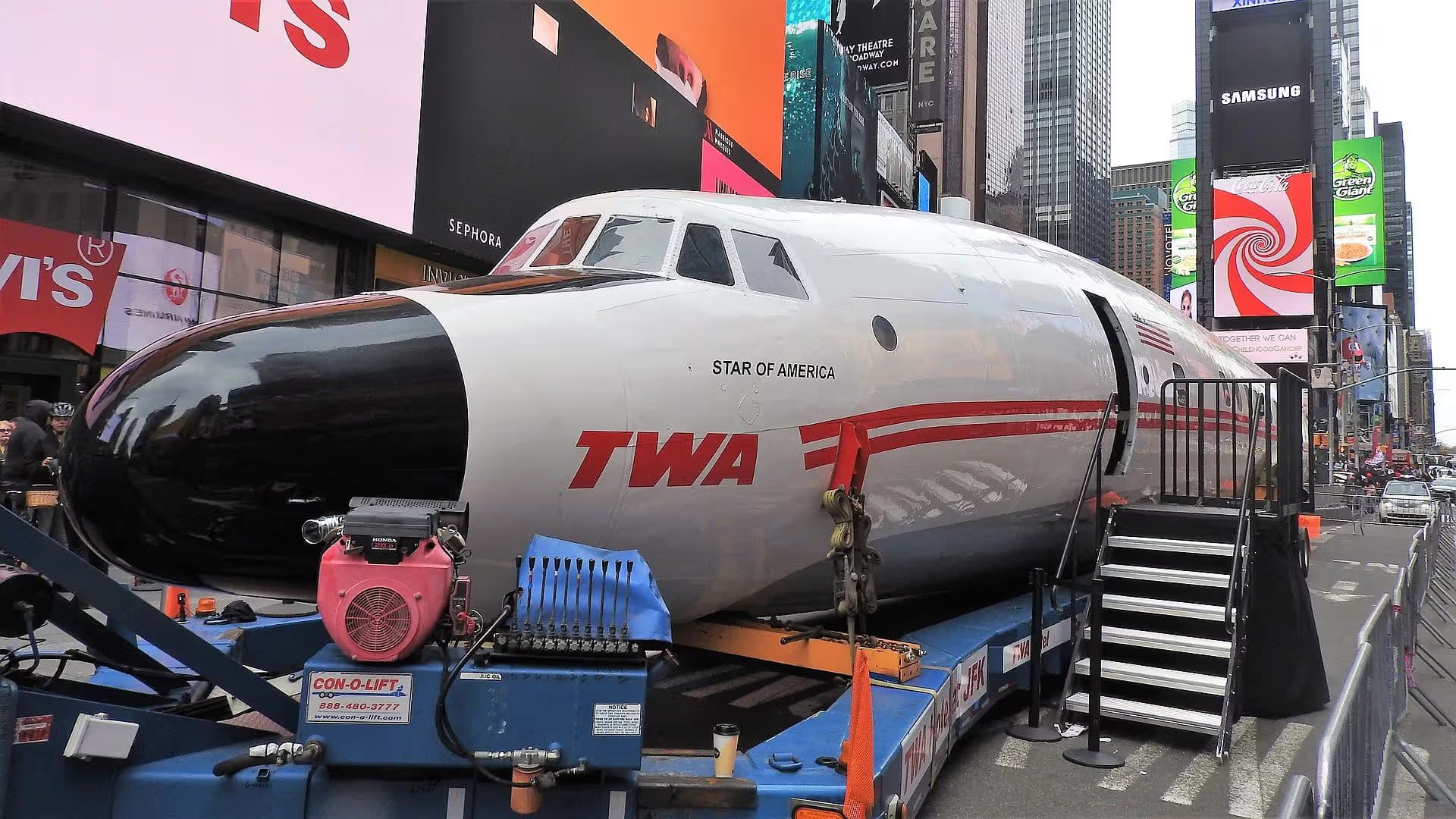 N8083H — Aircraft