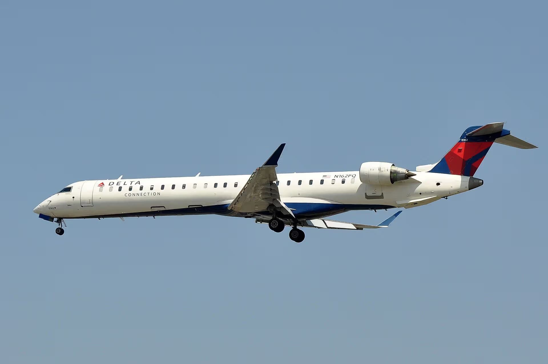 N162PQ — Bombardier
