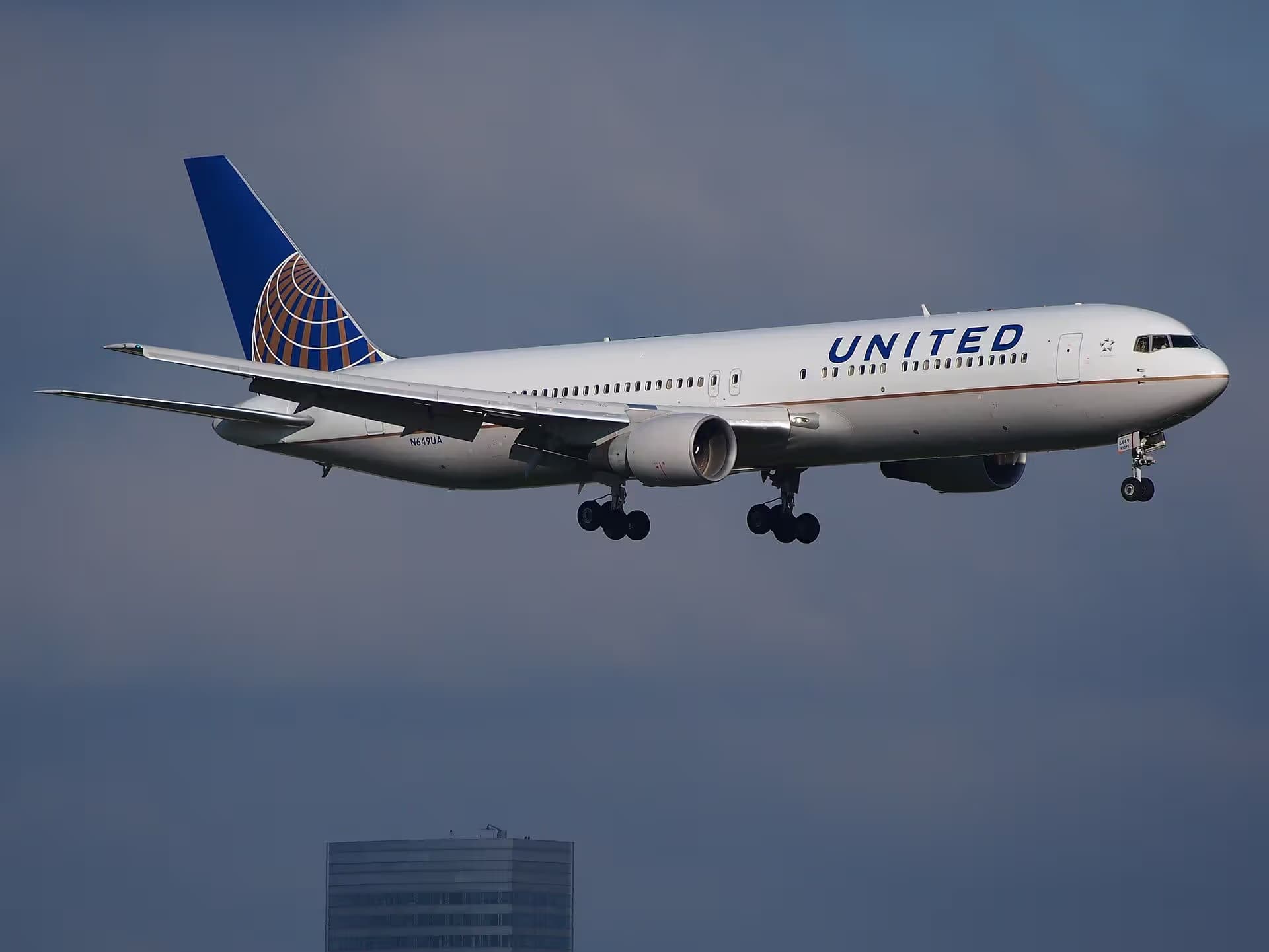 N649UA — Boeing