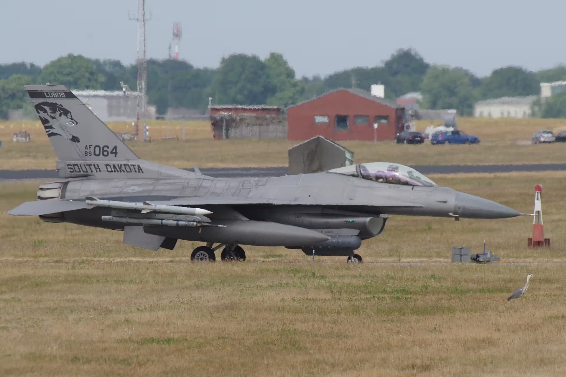 Unidentified — Single-engine aircraft