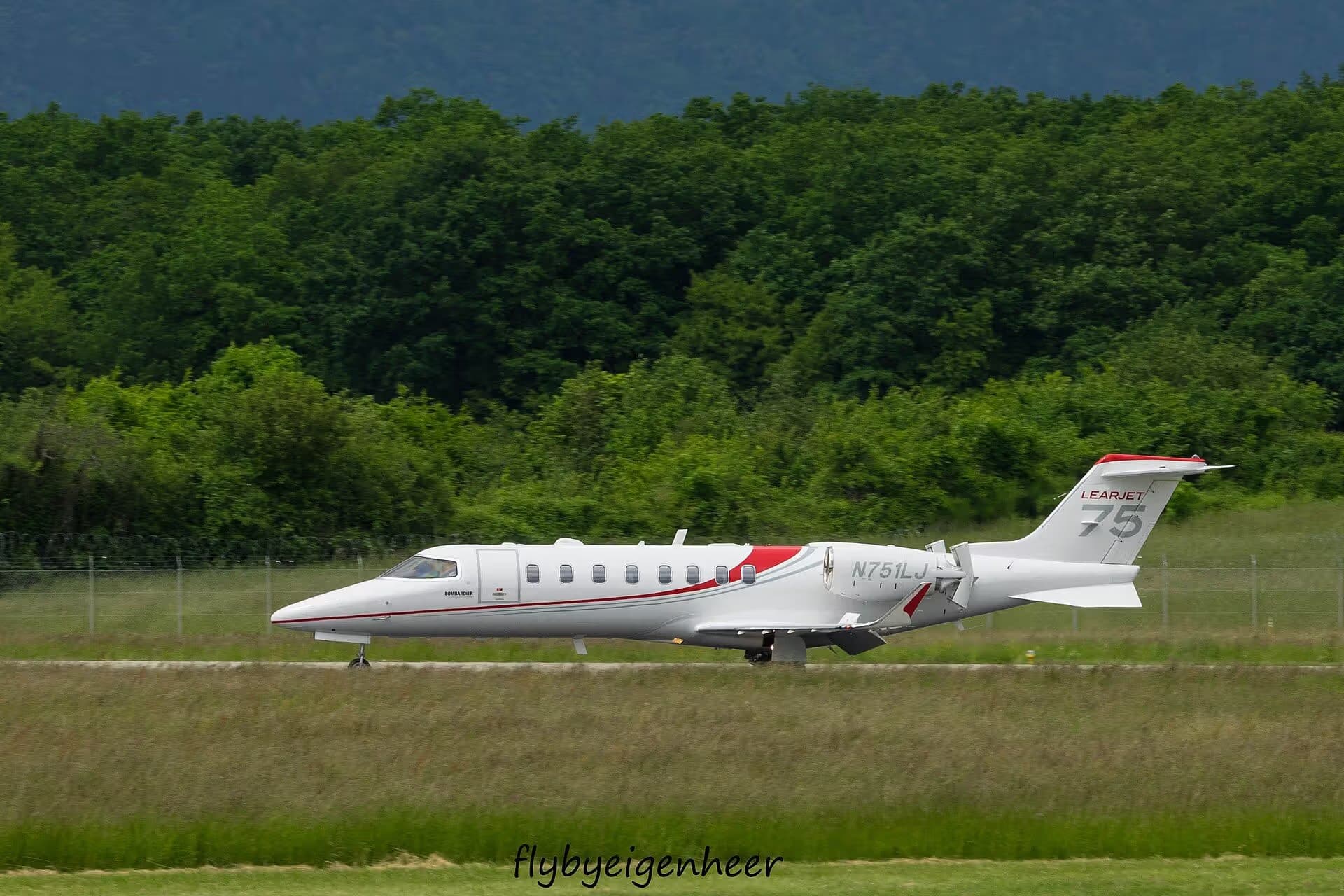N751LJ — Aircraft