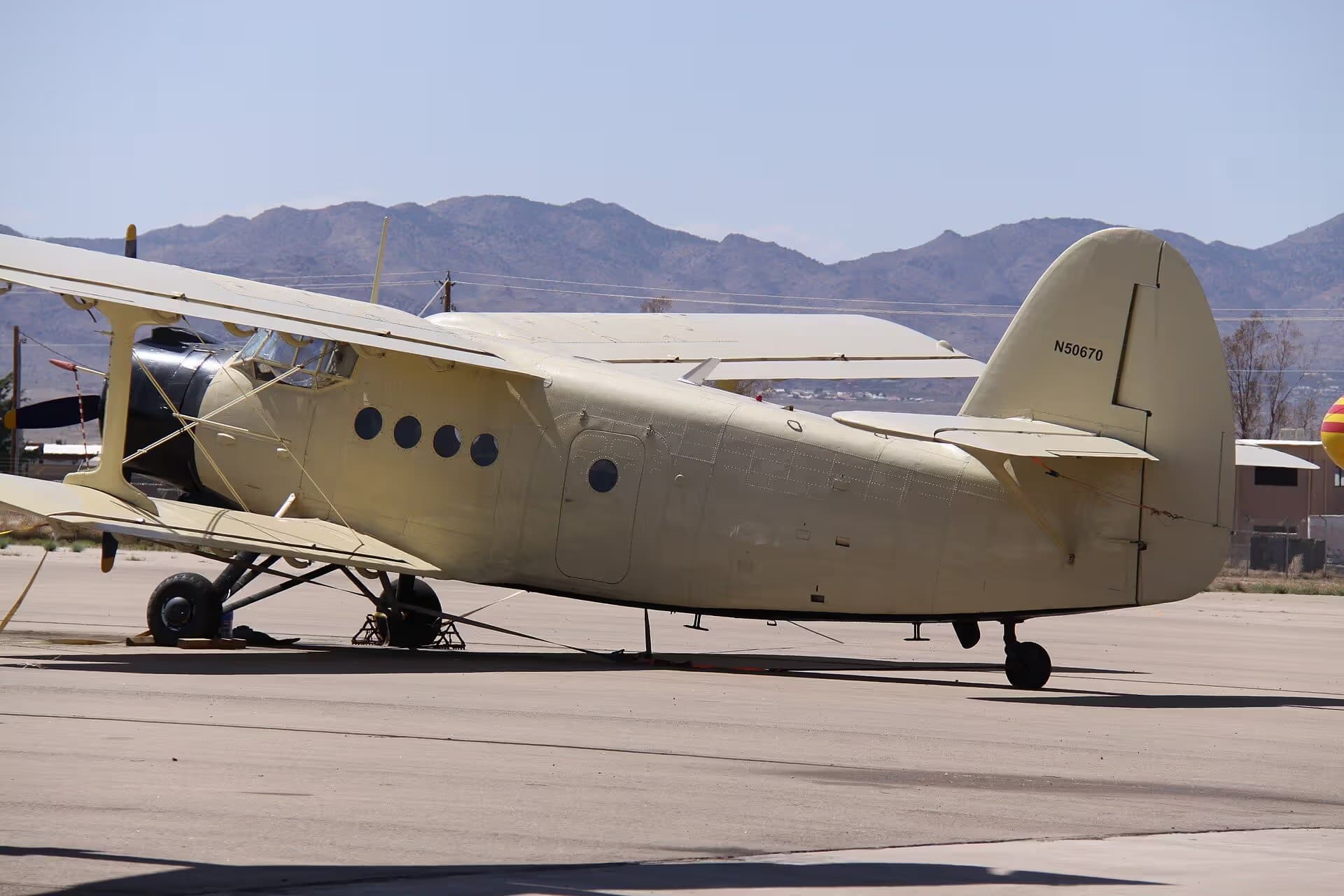 N50670 — Antonov