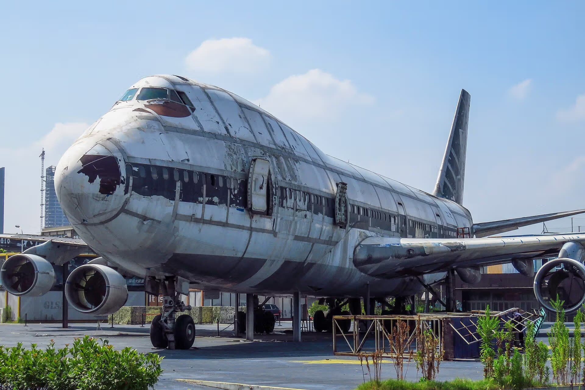 N681UP — Boeing