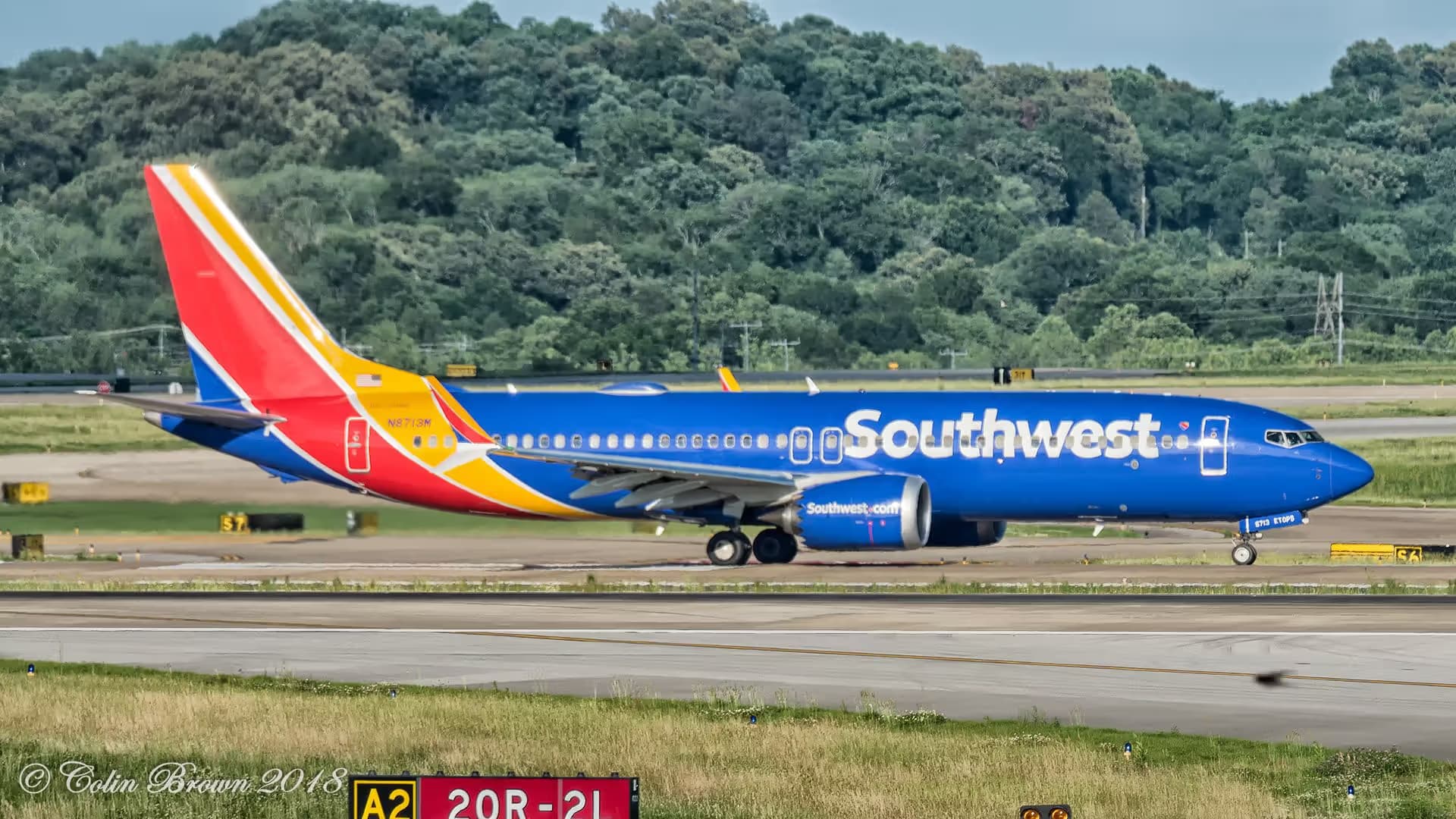 N8713M — Boeing