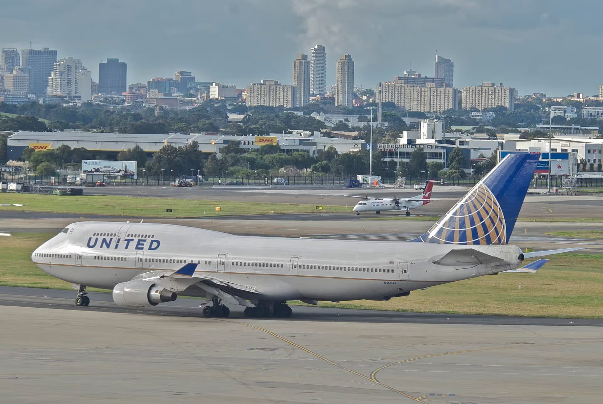 N116UA — Boeing