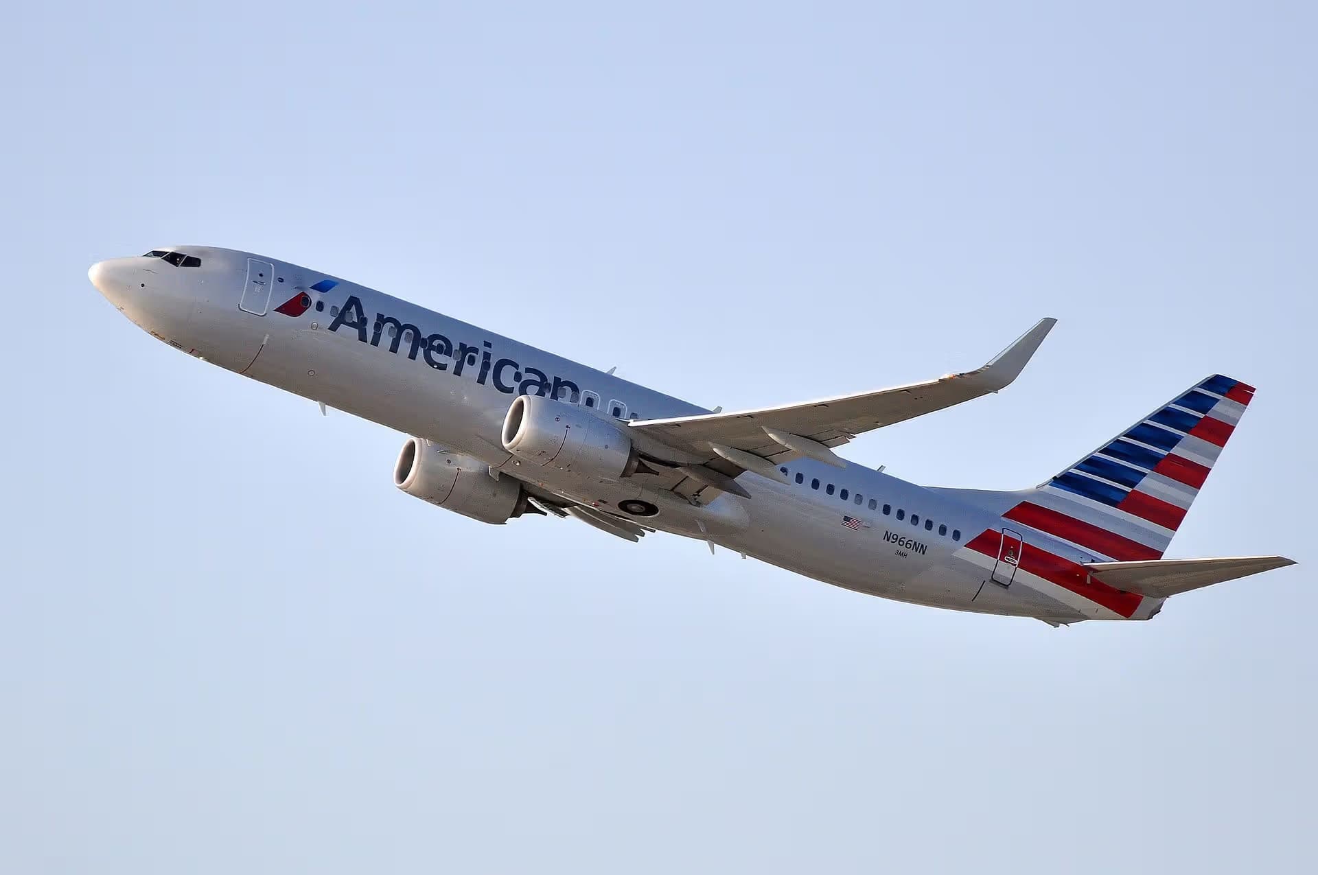 N966NN — Boeing