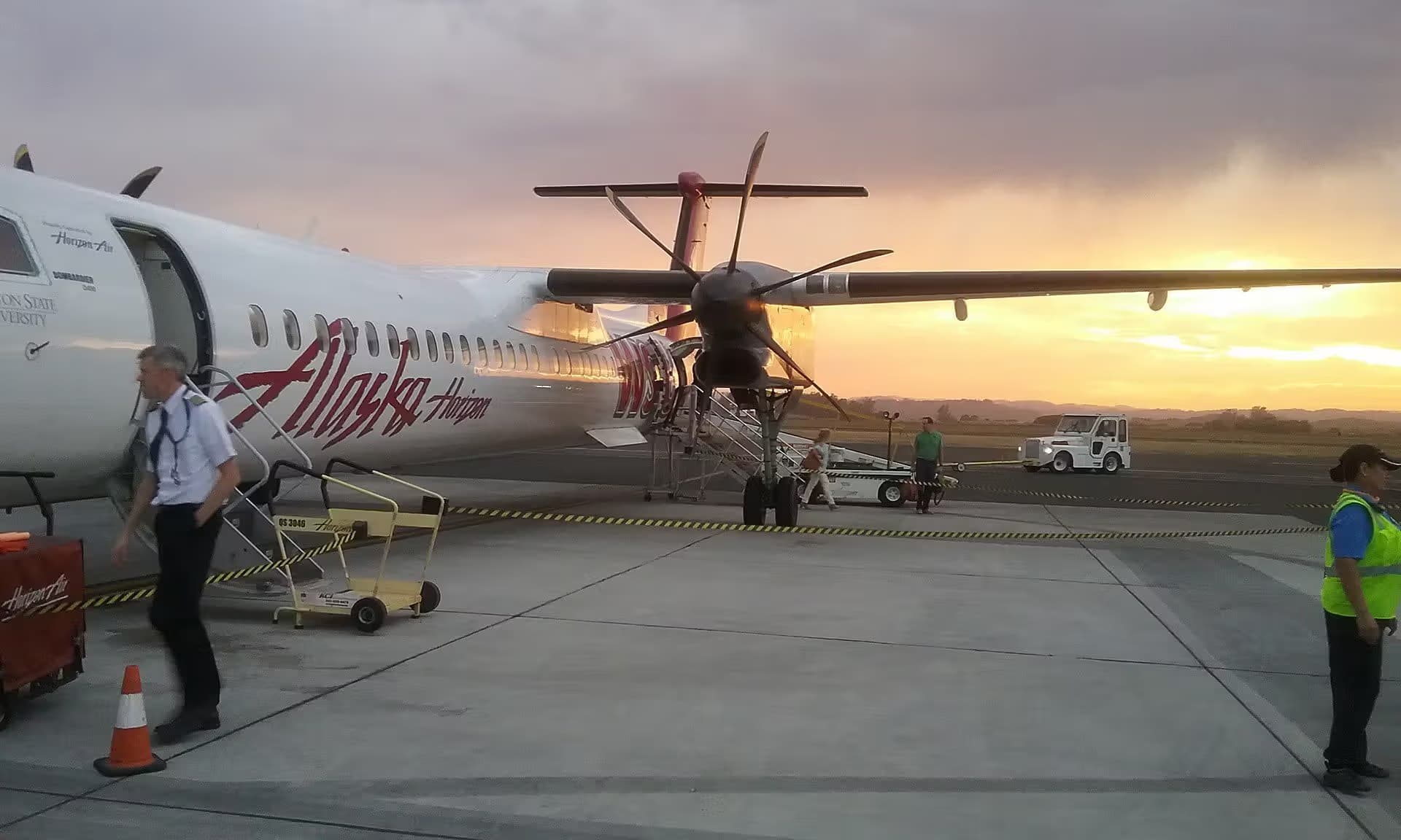 N401QX — Aircraft