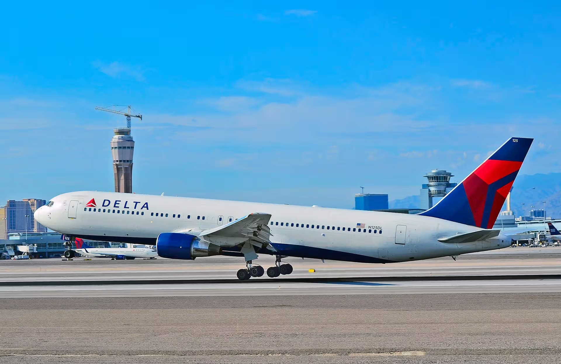 N125DL — Boeing