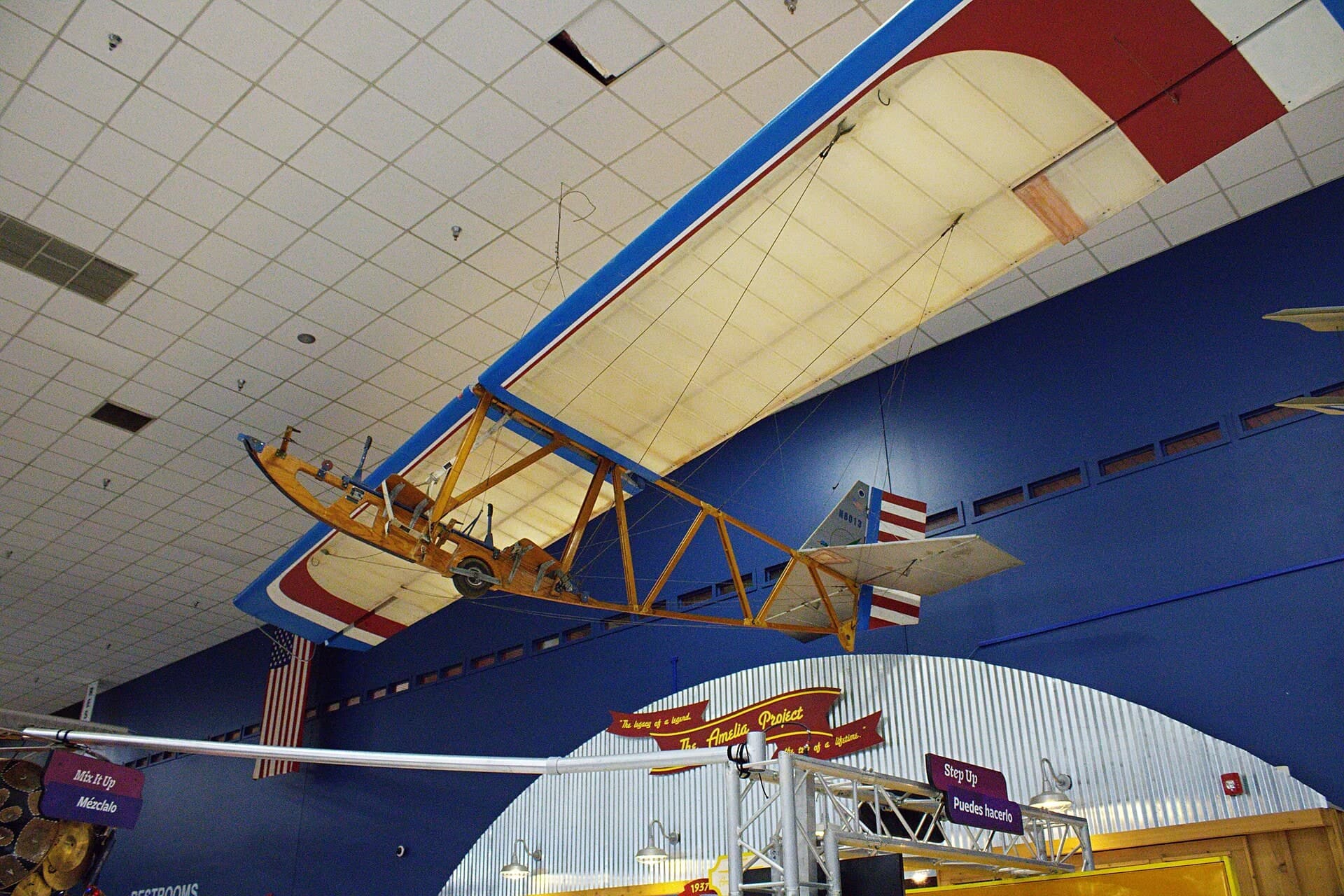 N8013 — Aircraft