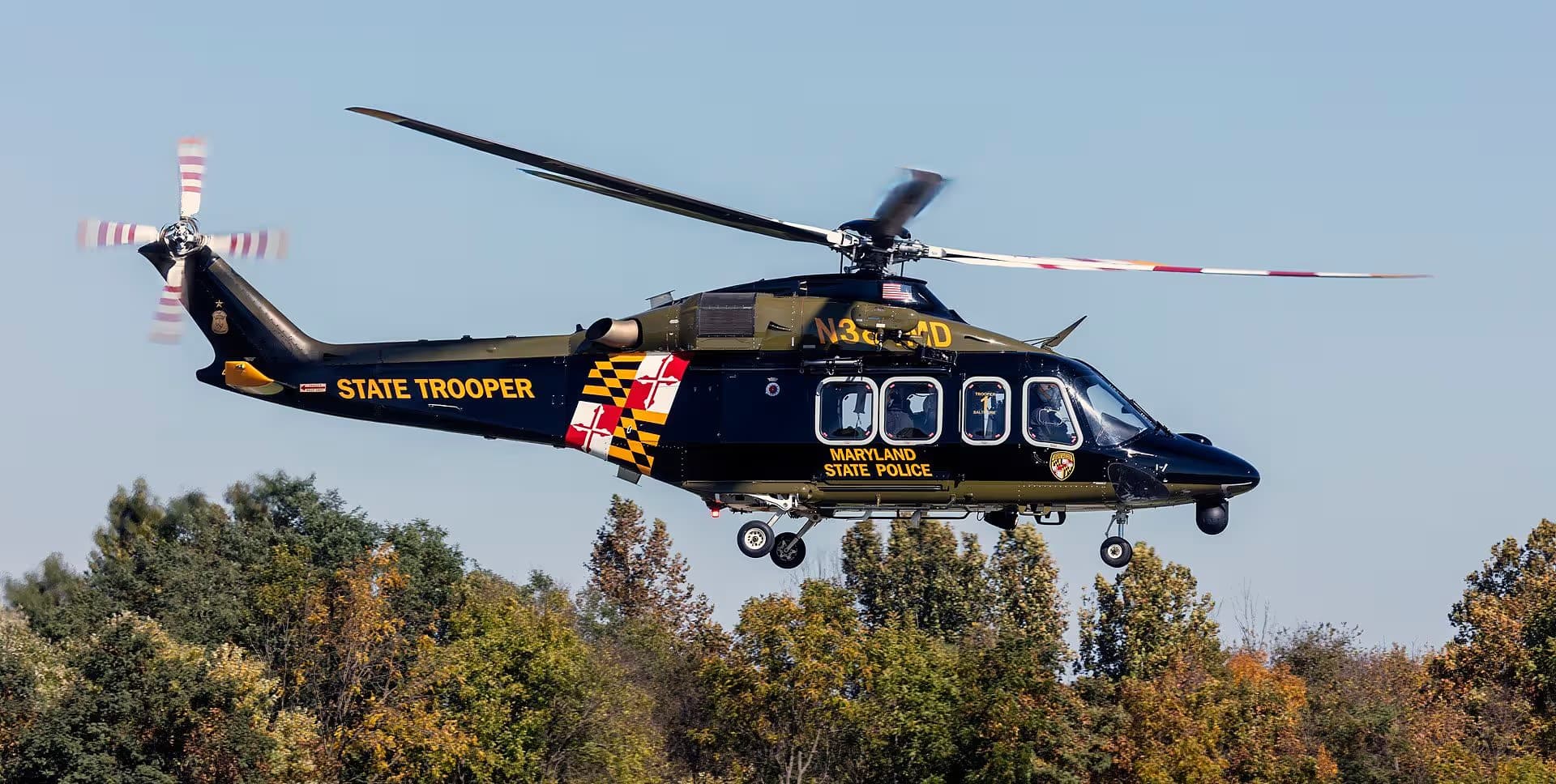 N384MD — Helicopter