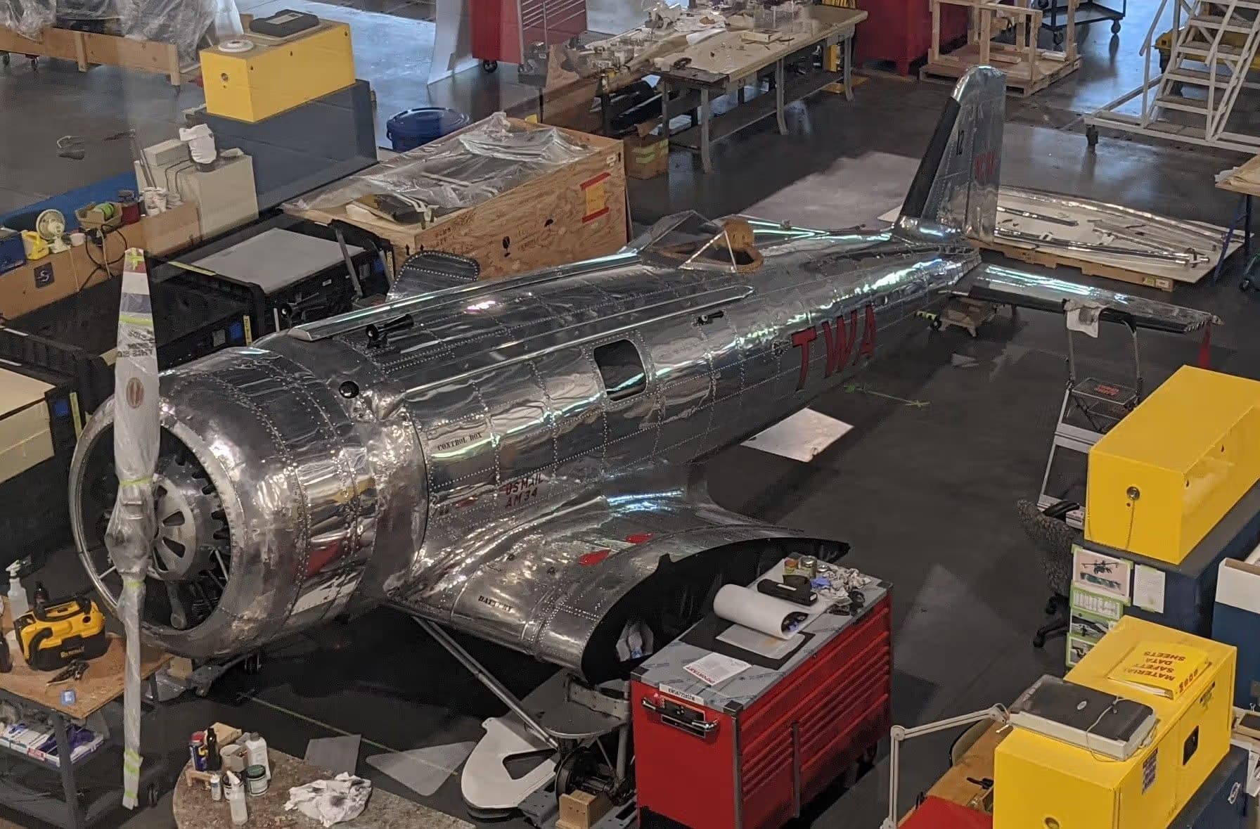 Unidentified — Single-engine aircraft