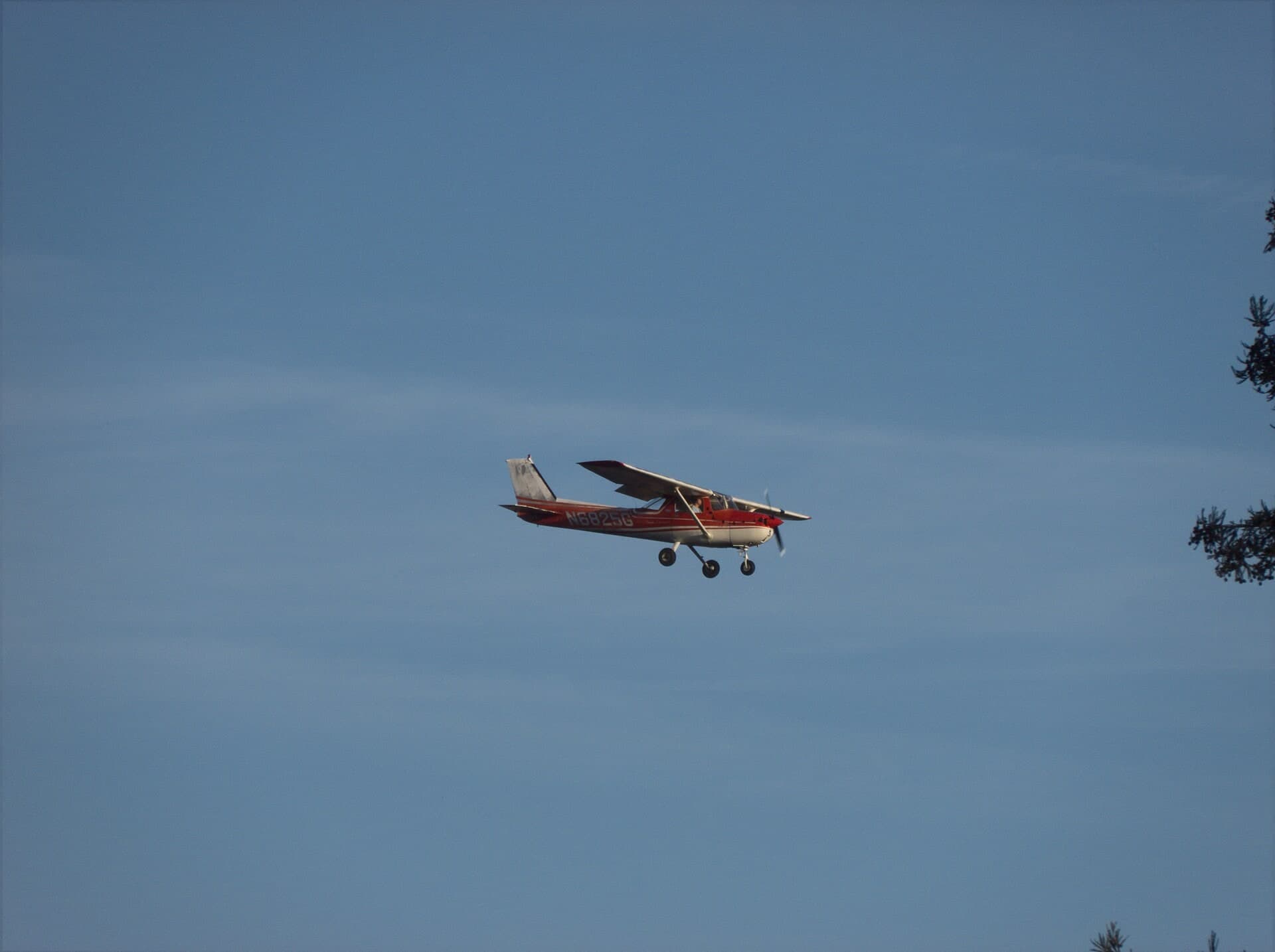 N6825G — Single-engine aircraft